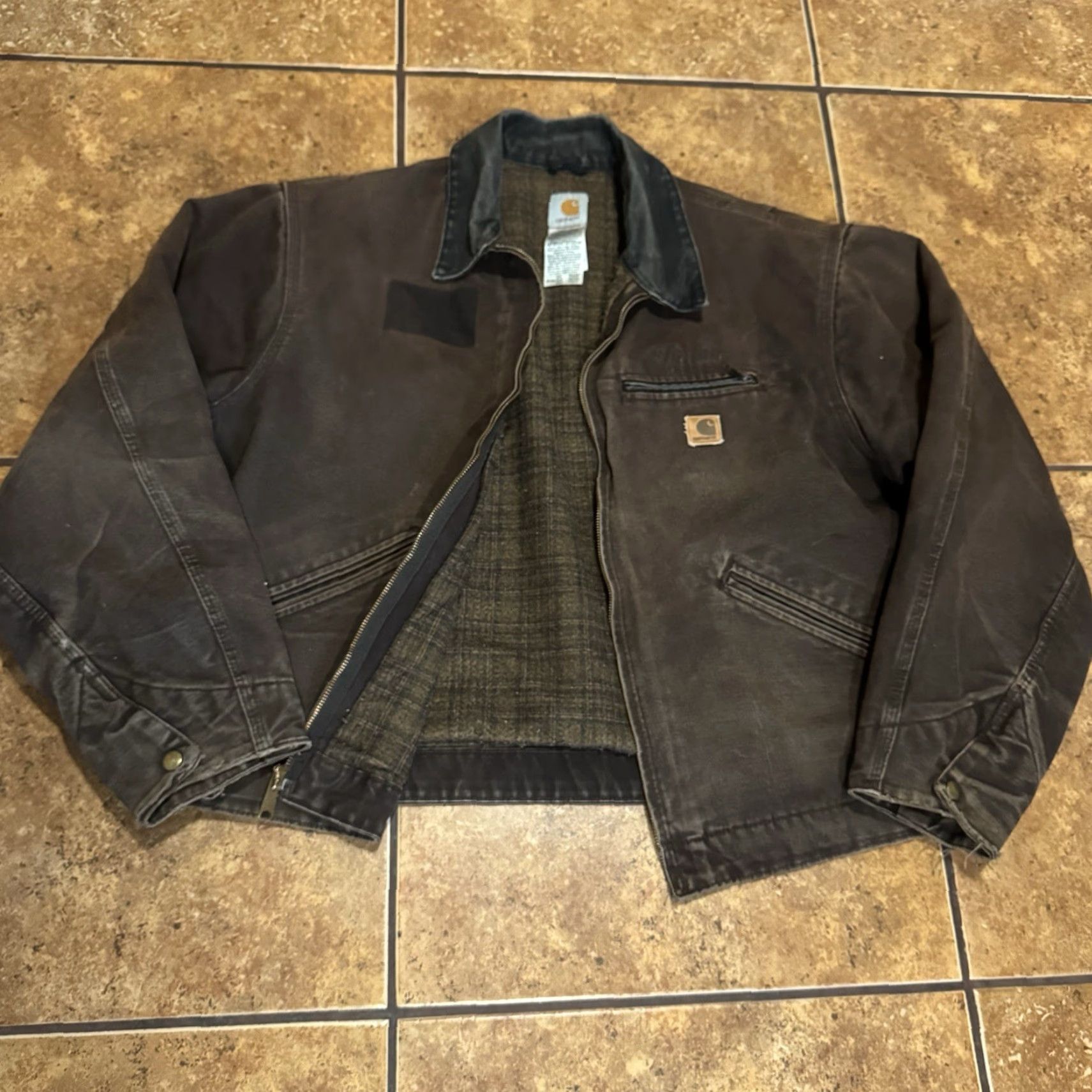 Carhartt Carhartt J97 Jacket Mens 2XL Brown Canvas Workwear Lined - Polyester Blanket Lining, Dark Brown, Classic Fit, Zip, Vintage? No Size US XXL / EU 58 / 5 - 2 Thumbnail