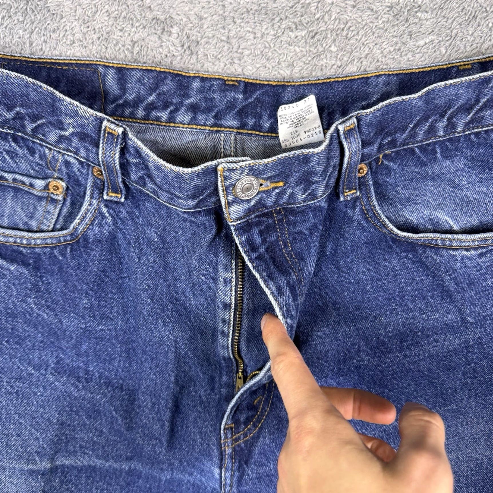 Levi's VINTAGE Levi's 505 Jeans Mens 34x28 Regular Straight Whisker Blue Denim Cotton 80s 90s Logo Size US 36 / EU 52 - 4 Thumbnail