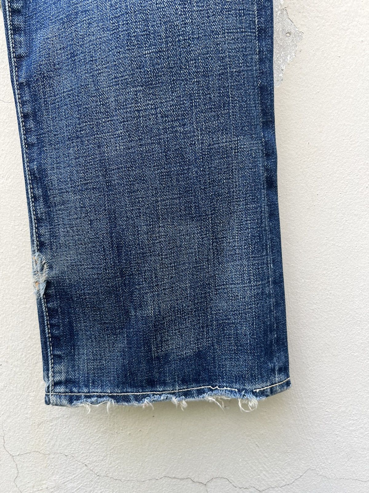 Levi's Vintage Clothing × Vintage Vintage 2005 LVC Levi’s 501 E Trashed Denim Selvedge Jeans Size US 32 / EU 48 - 12 Thumbnail