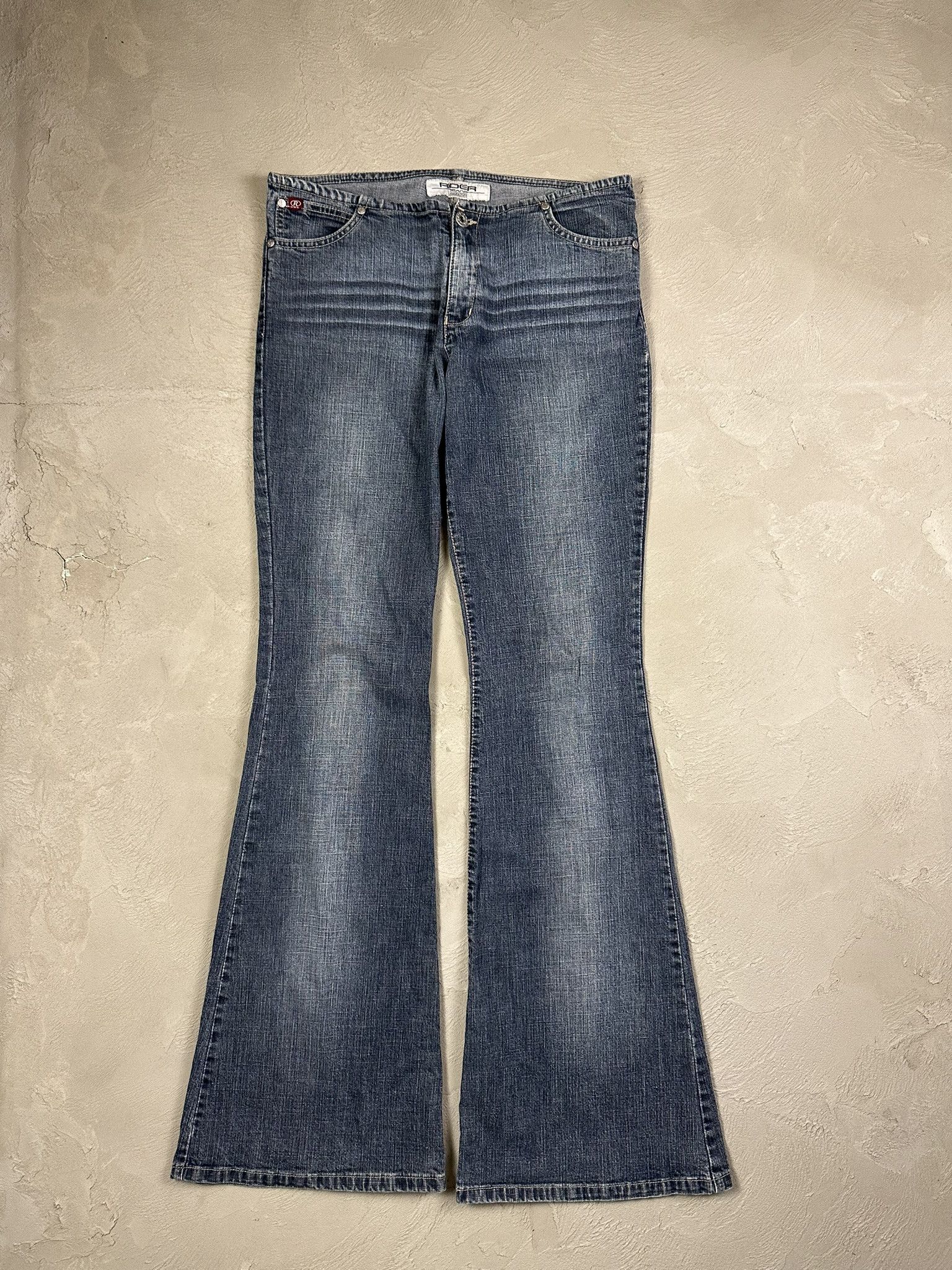 Japanese Brand Vintage Y2k Flaired Japanese Oversized Denim Pants Size US 32 / EU 48 - 1 Thumbnail