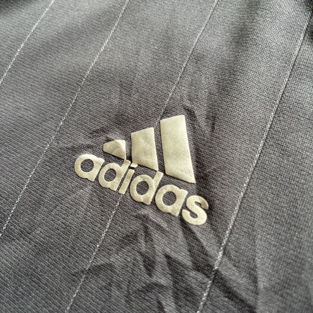 Adidas 2011-12 Liverpool Away Shirt Size US L / EU 52-54 / 3 - 5 Thumbnail