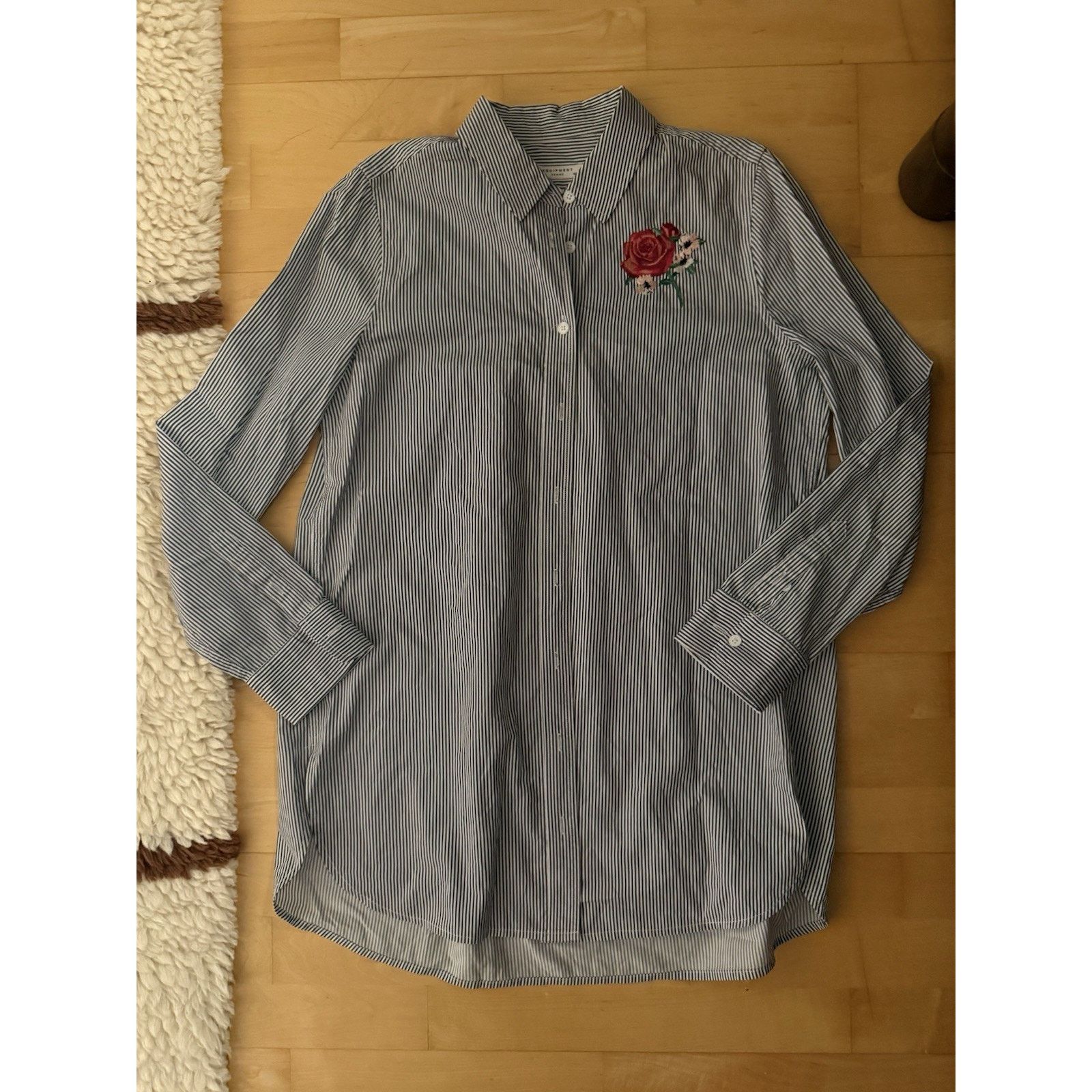 Equipment Equipment Carmine Rose Embroidered Tunic Button-down Top M Size M / US 6-8 / IT 42-44 - 2 Thumbnail
