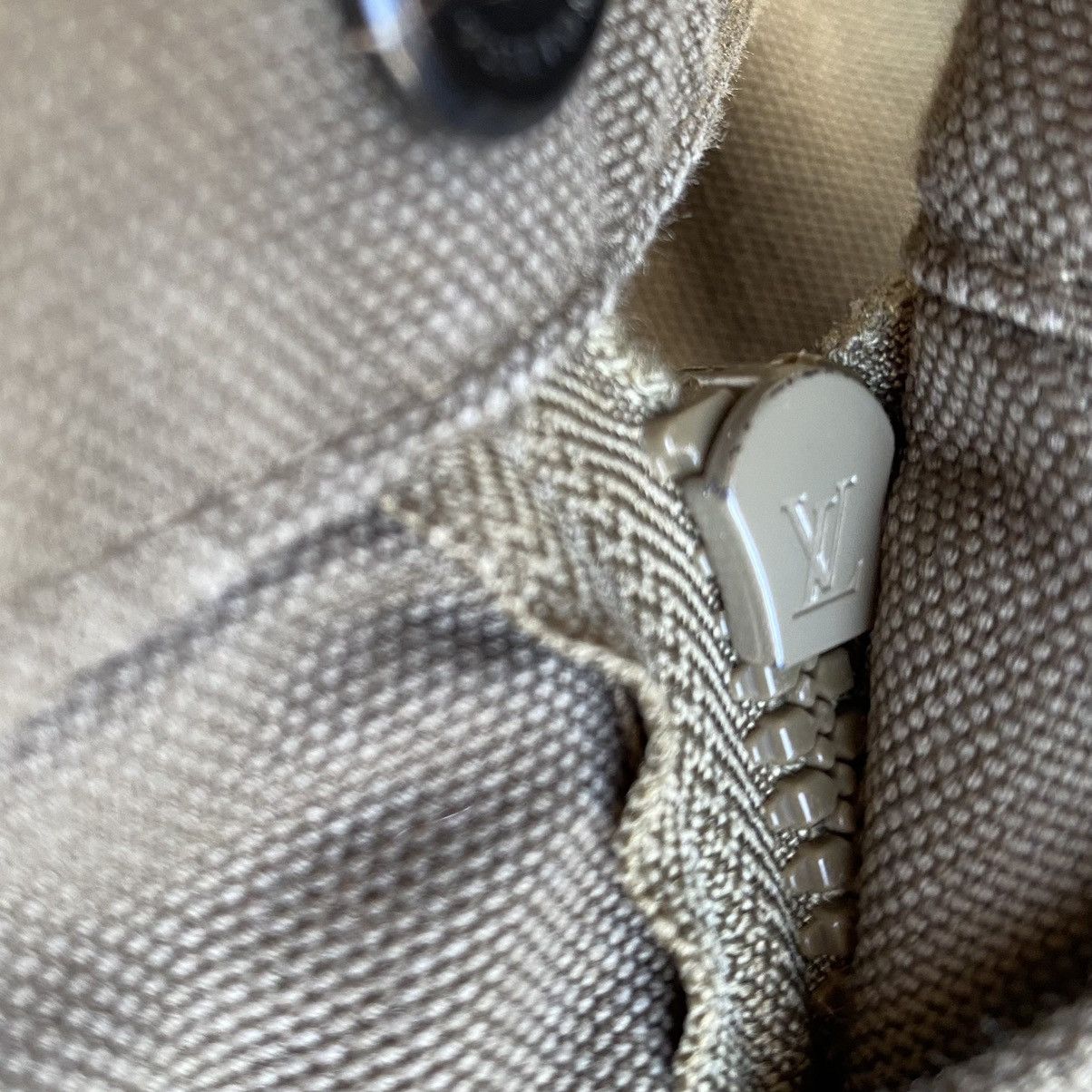 Louis Vuitton × Virgil Abloh Pre Fall 19 Hiking Cargo Pants Size US 30 / EU 46 - 9 Thumbnail
