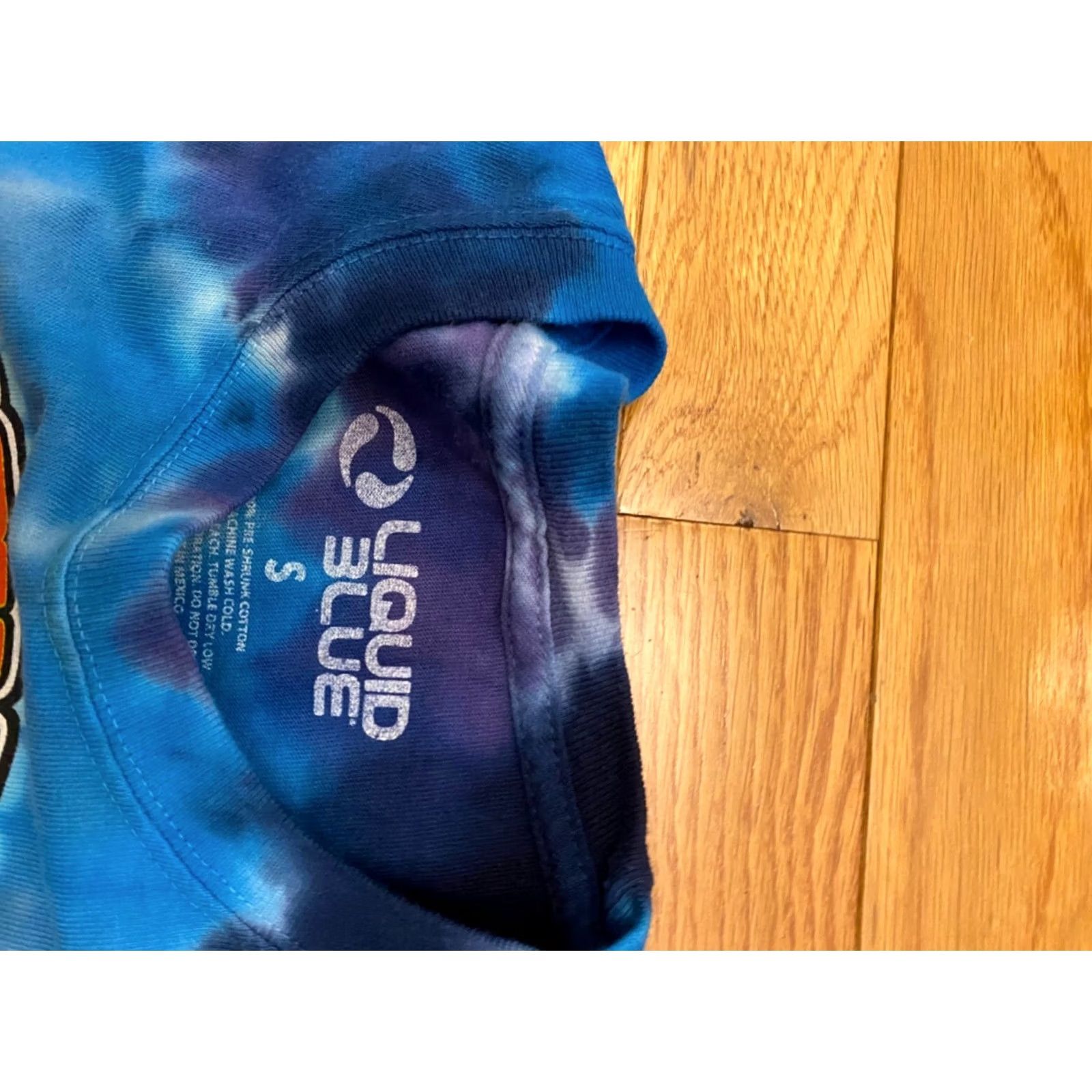 Liquid Blue Liquid Blue Grateful Dead Bertha Skull Mens Shirt S Tie Dye Double-Sided 2018 Blue Cotton Graphic Print Crew Neck Short Sleeve Vintage? Size US S / EU 44-46 / 1 - 3 Thumbnail