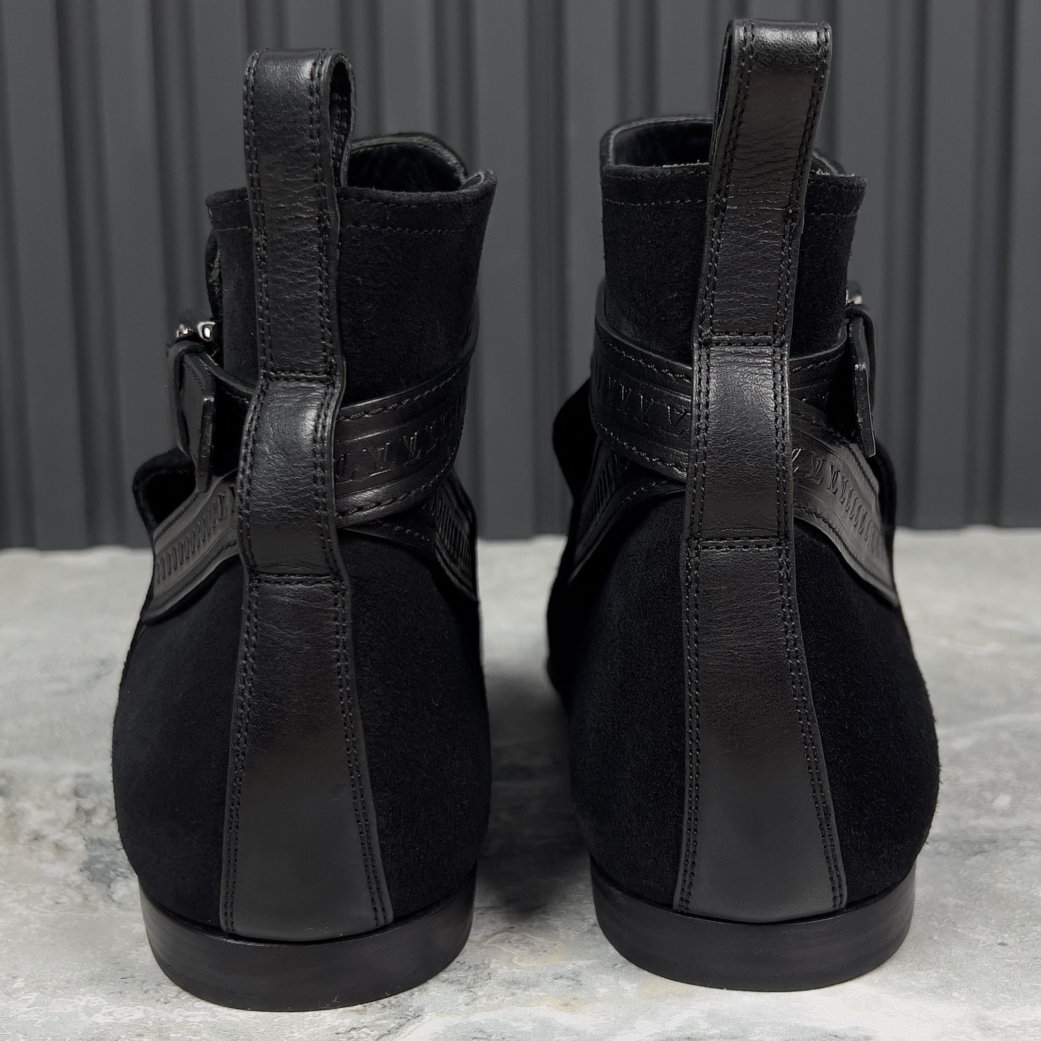 Louis Vuitton Louis Vuitton Ankle Boots Monogram Strap Suede Size US 8 / EU 41 - 8 Thumbnail