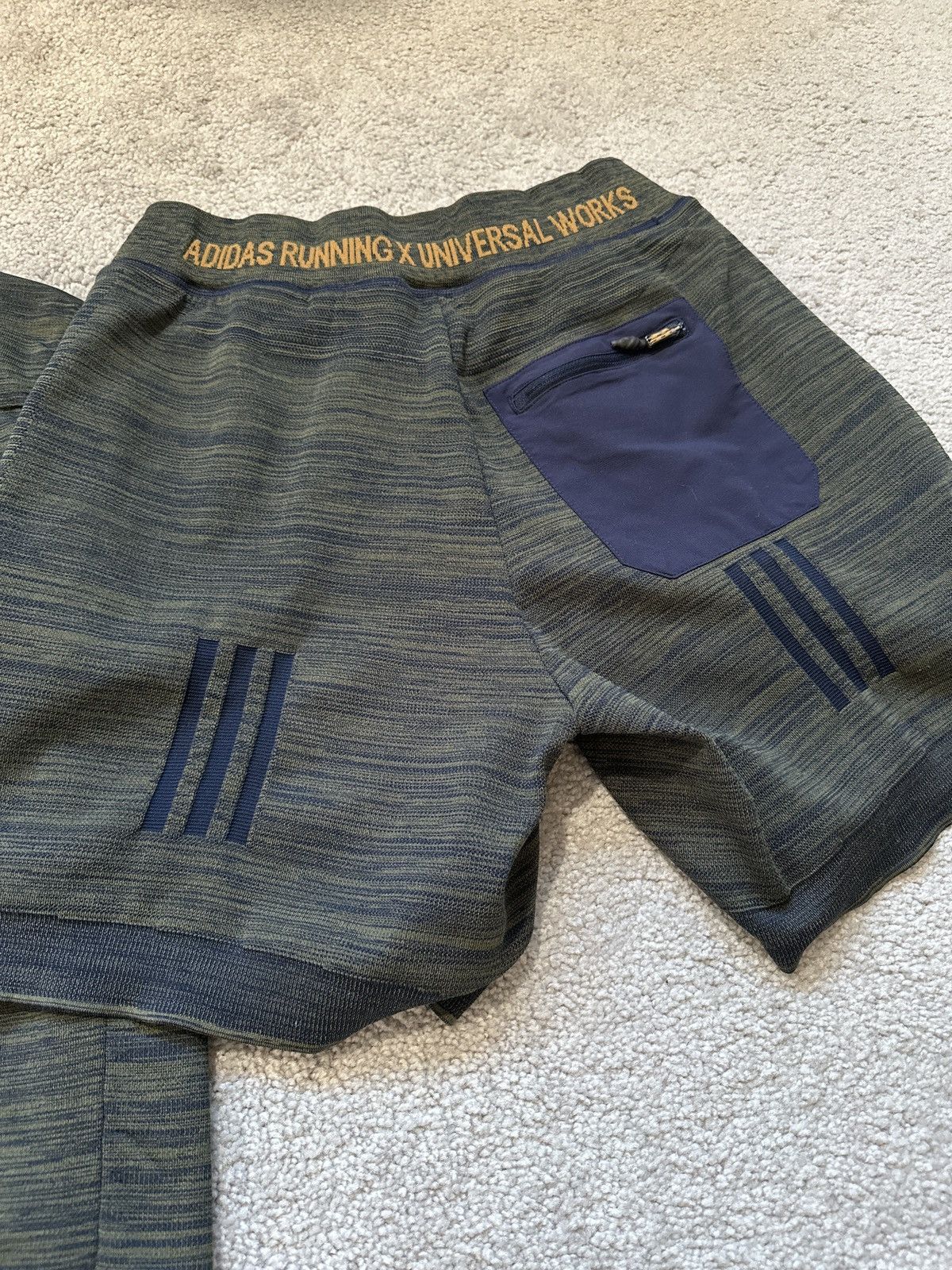 Universal Works Running outfit medium Olive navy vest shorts underlayer Size US 32 / EU 48 - 4 Thumbnail