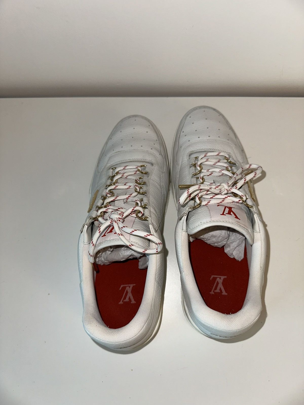 Louis Vuitton Louis Vuitton White Calfskin Leather Sneaker Size US 9 / EU 42 - 6 Thumbnail