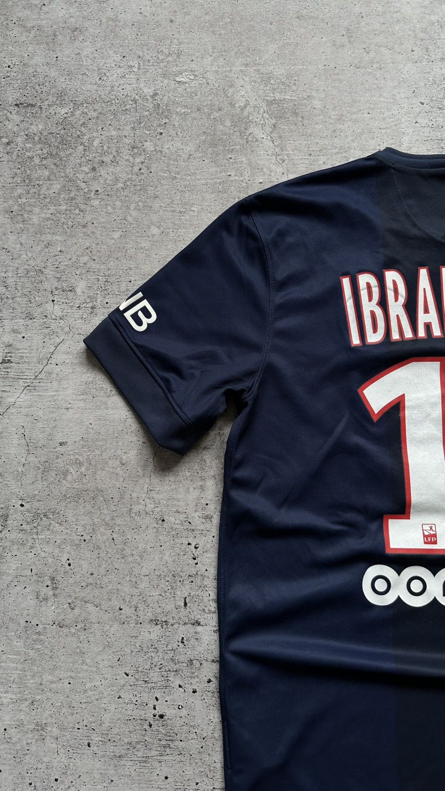 Nike 2014/15 Nike PSG Ibrahimovic #10 Vintage Soccer Jersey Size US M / EU 48-50 / 2 - 16 Thumbnail