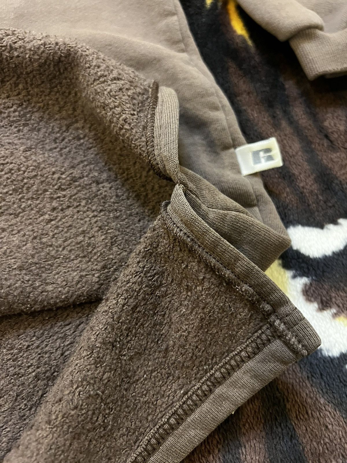 Russell Athletic × Vintage Vintage Russell Athletic Sweatshirt/Sweater Super cozy Size L / US 10 / IT 46 - 5 Thumbnail