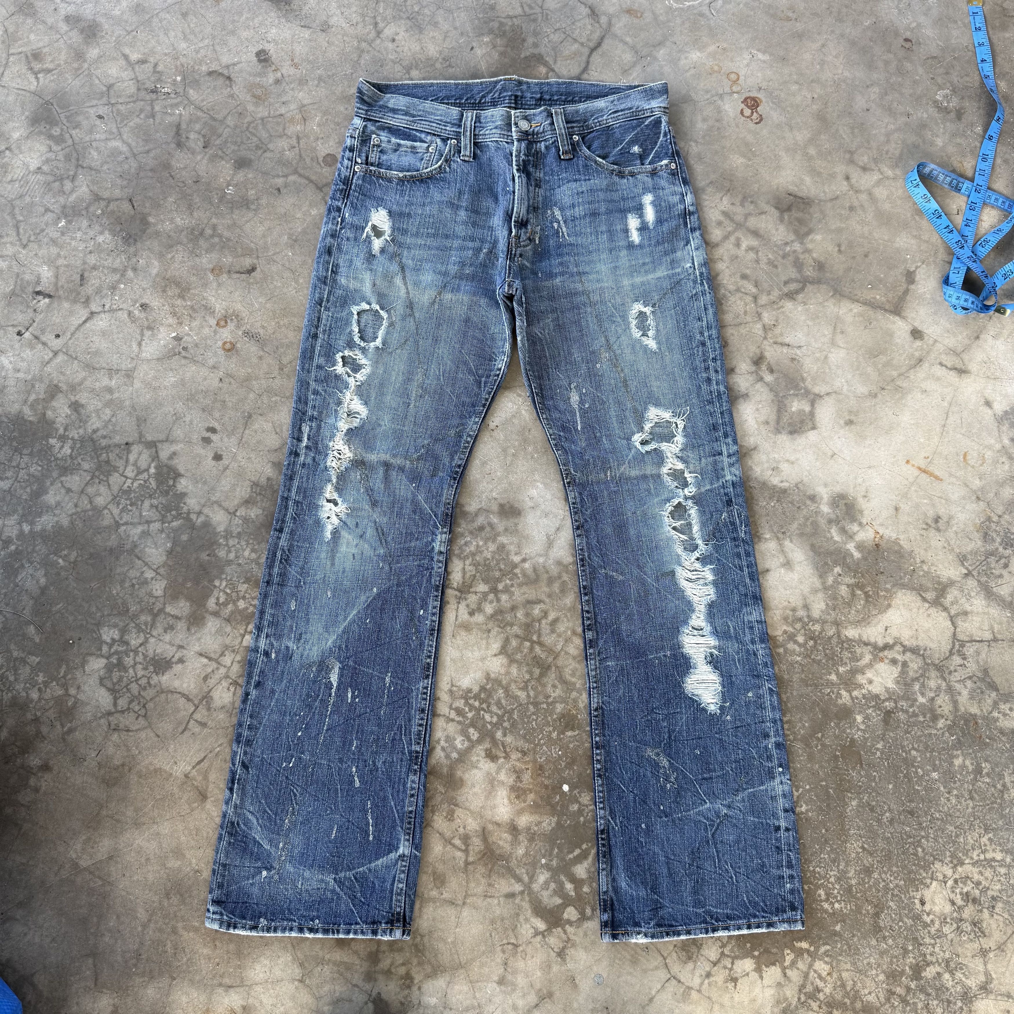 Japanese Brand Vintage Japanese Distressed Flare Denim Jeans Size US 33 - 2 Thumbnail