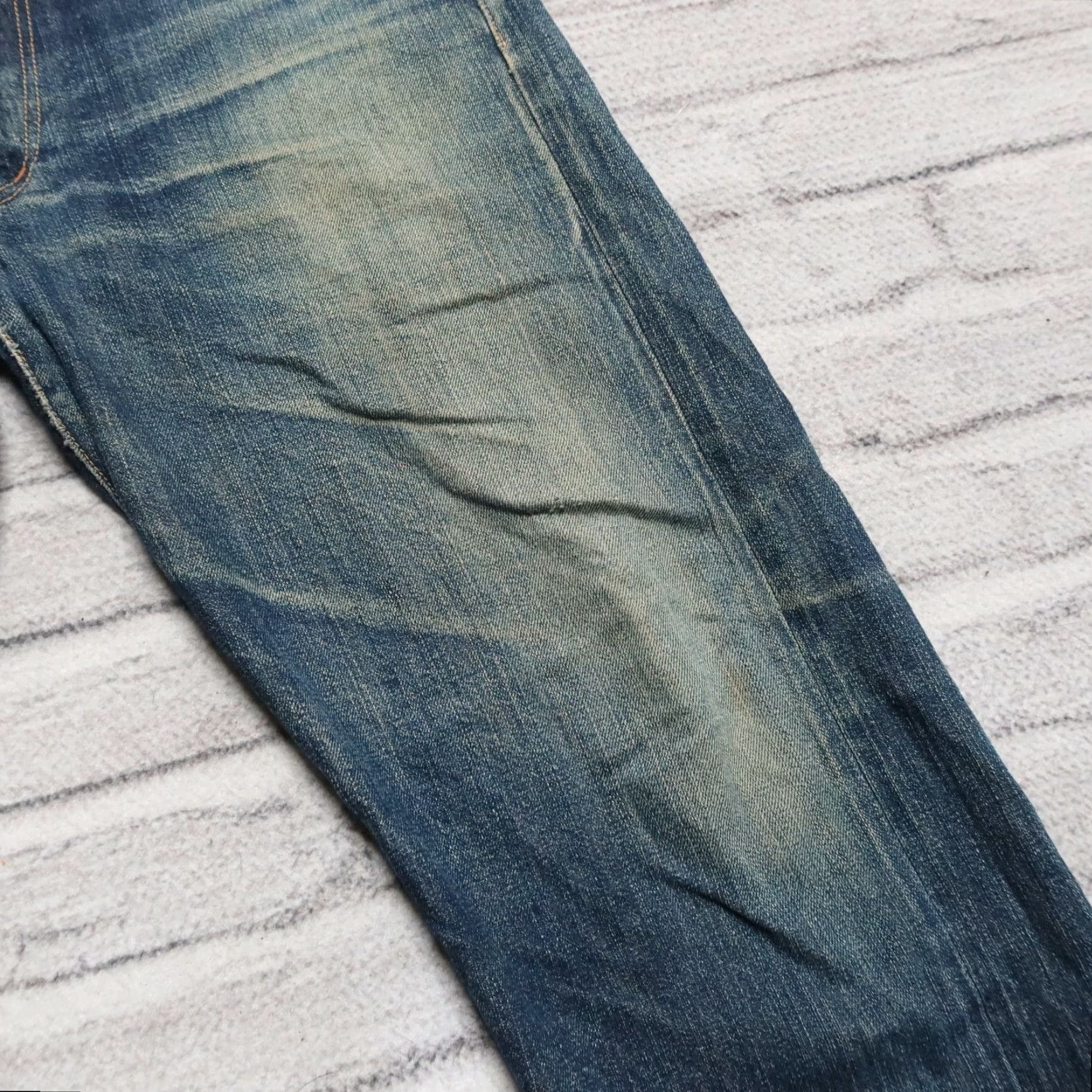 Comme des Garcons Girl VINTAGE Comme Des Garcons Homme Distressed Selvedge Denim Jeans Men 32x30 1/2 Dark Wash Denim 90s (if applicable) Distressed Womens? Size US 32 / EU 48 - 4 Thumbnail