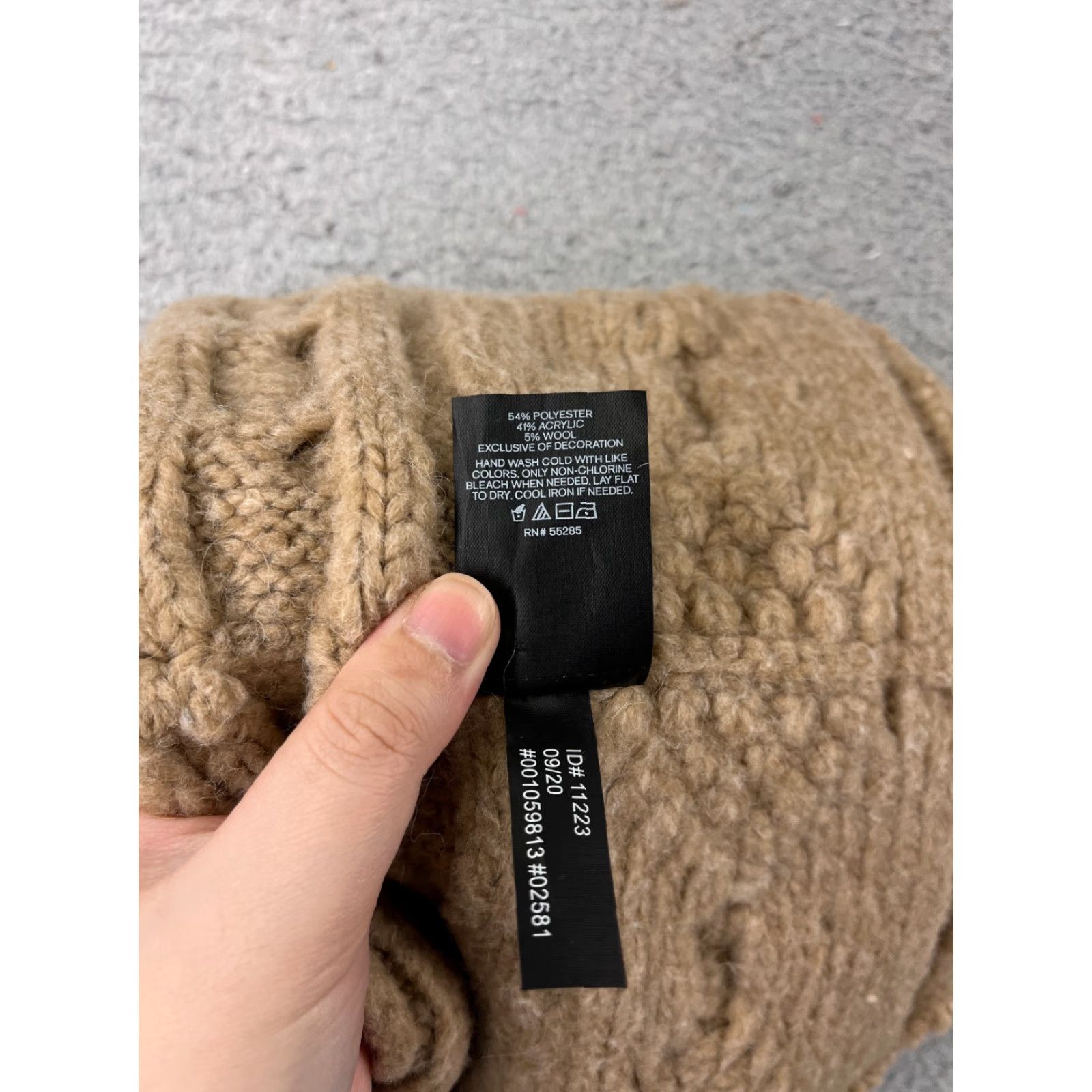 Express Express Beanie Toque Womens One Size Brown Beige Knit Poly Wool Blend Ski Pom Beanie Women Size ONE SIZE - 8 Thumbnail