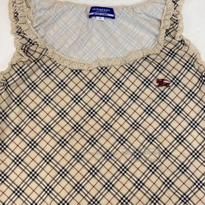Burberry Burberry Beige Cotton Women's T-Shirt. Size M / US 6-8 / IT 42-44 - 2 Thumbnail