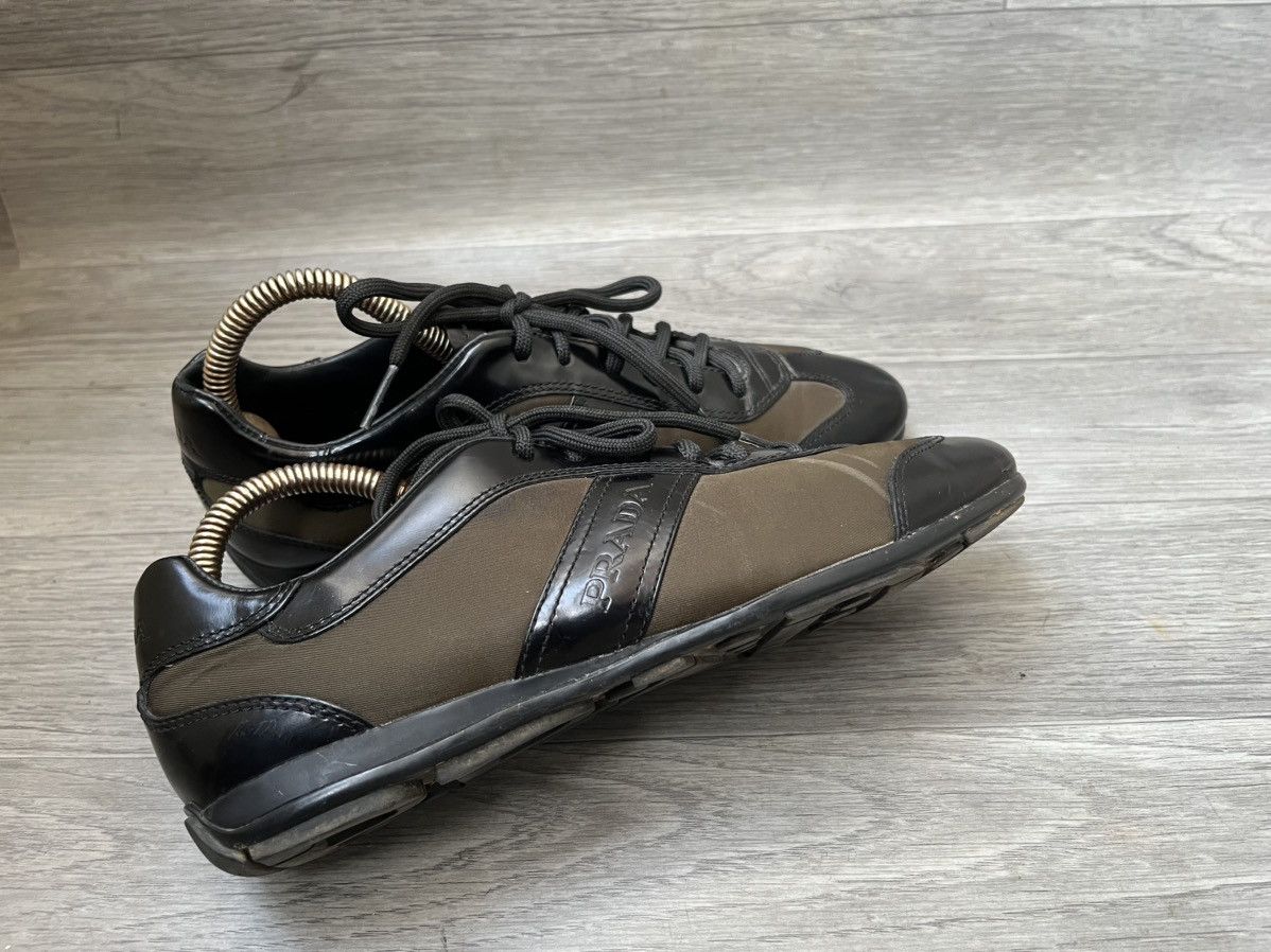 Prada Prada linea rossa low-top Y2k sneakers sz 36.5 Size US 6.5 / IT 36.5 - 7 Thumbnail