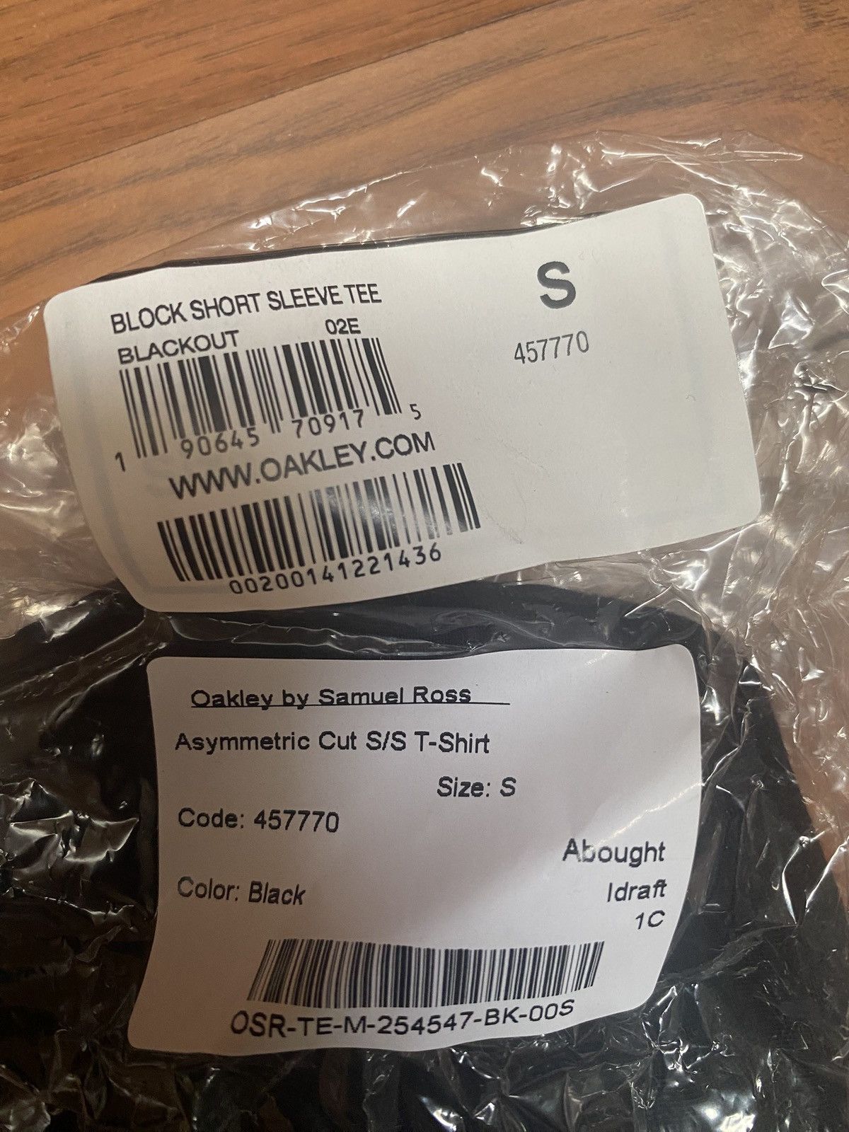 Oakley × Samuel Ross Oakley x Samuel Ross Black Tee Size S BNWT Size US S / EU 44-46 / 1 - 11 Thumbnail