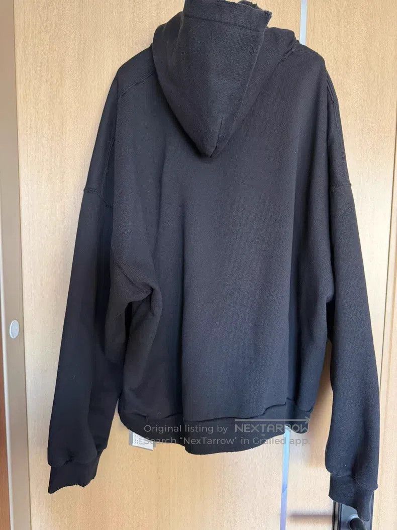Balenciaga Balenciaga 3b embroidered hooded sweatshirt Size US L / EU 52-54 / 3 - 2 Thumbnail