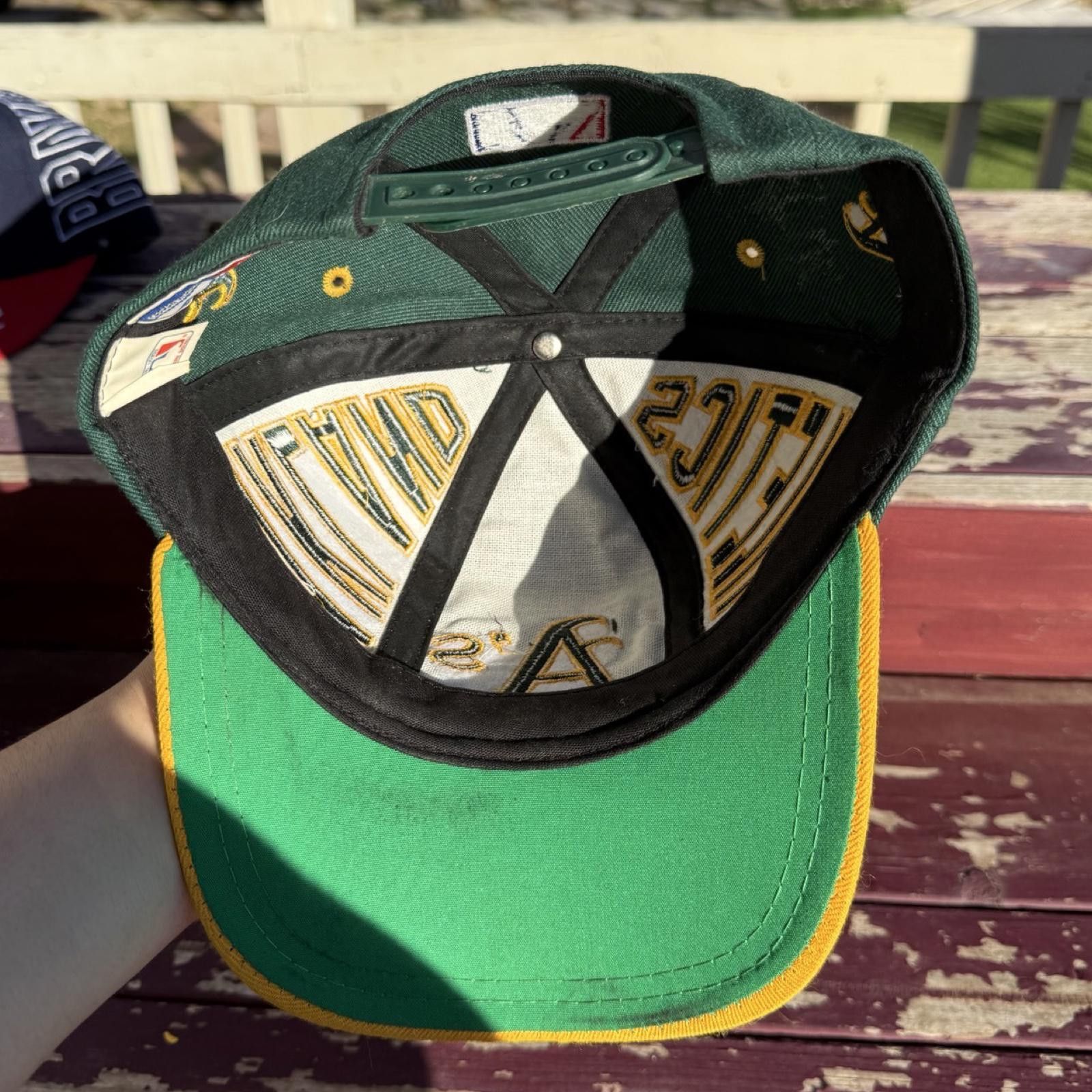 Designer 90s Oakland Athletics Hat Size ONE SIZE - 7 Thumbnail