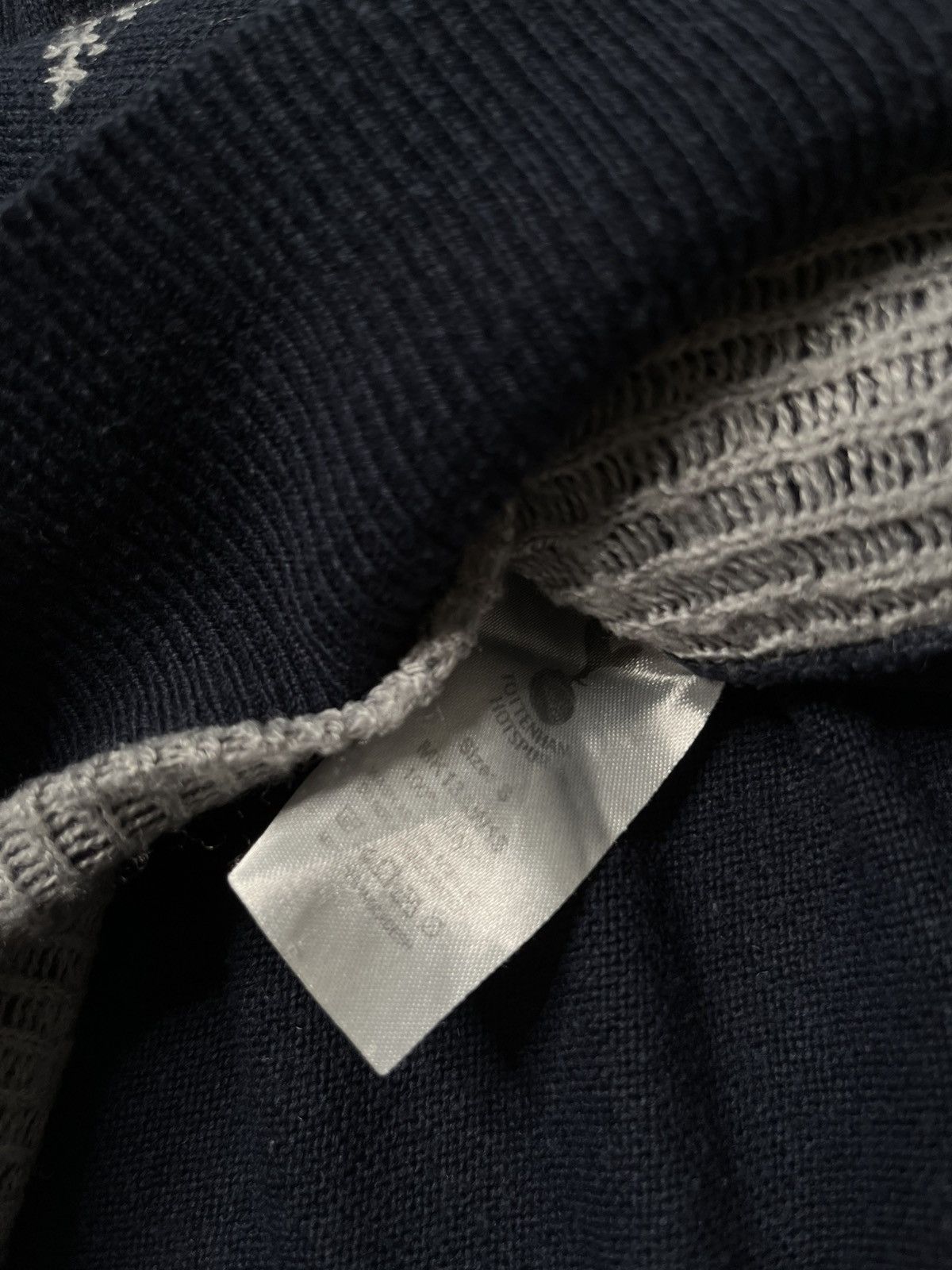 Vintage Vintage Navy Sweater Knit Tottenham Hotspur Christmas Size US M / EU 48-50 / 2 - 7 Thumbnail