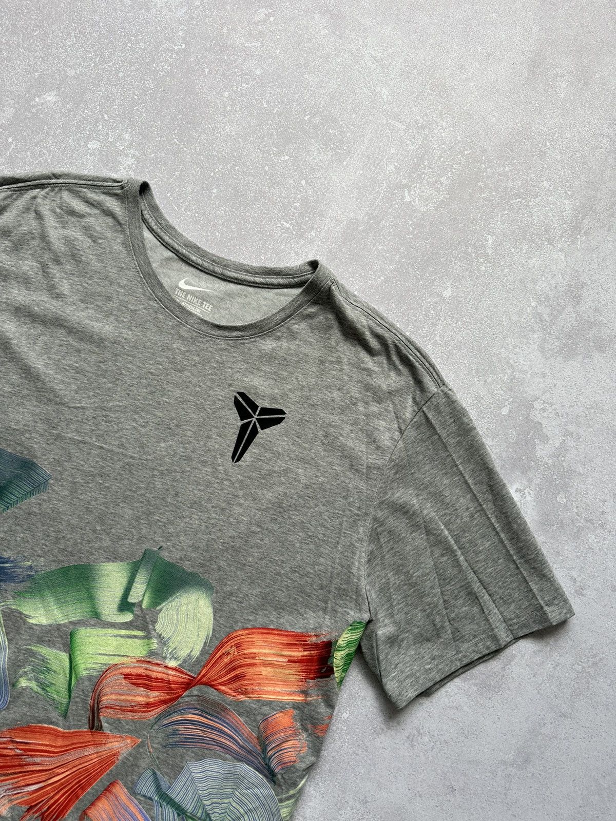 Nike Rare Kobe Bryant x Nike Kobe 11 Easter Edition Nike Dri Fit Size US XXL / EU 58 / 5 - 4 Thumbnail