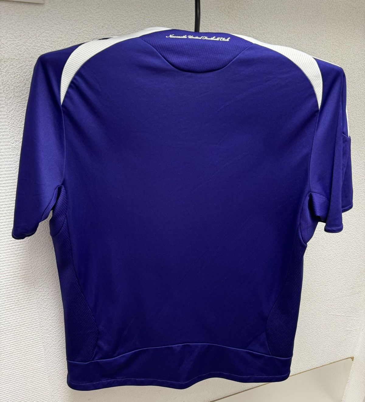 Adidas Newcastle United adidas vintage soccer jersey 2008 M norther Size US M / EU 48-50 / 2 - 2 Thumbnail