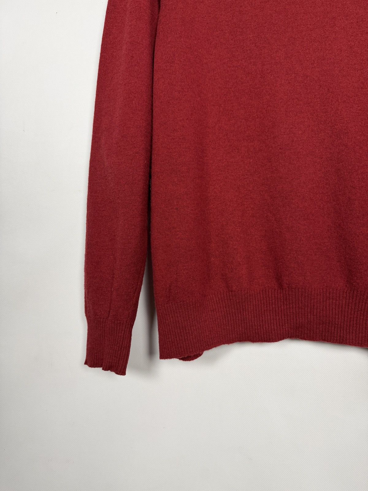 Burberry Men’s Burberry Argyle Wool V-Neck Sweater Pullover Size M-L Size US M / EU 48-50 / 2 - 13 Thumbnail