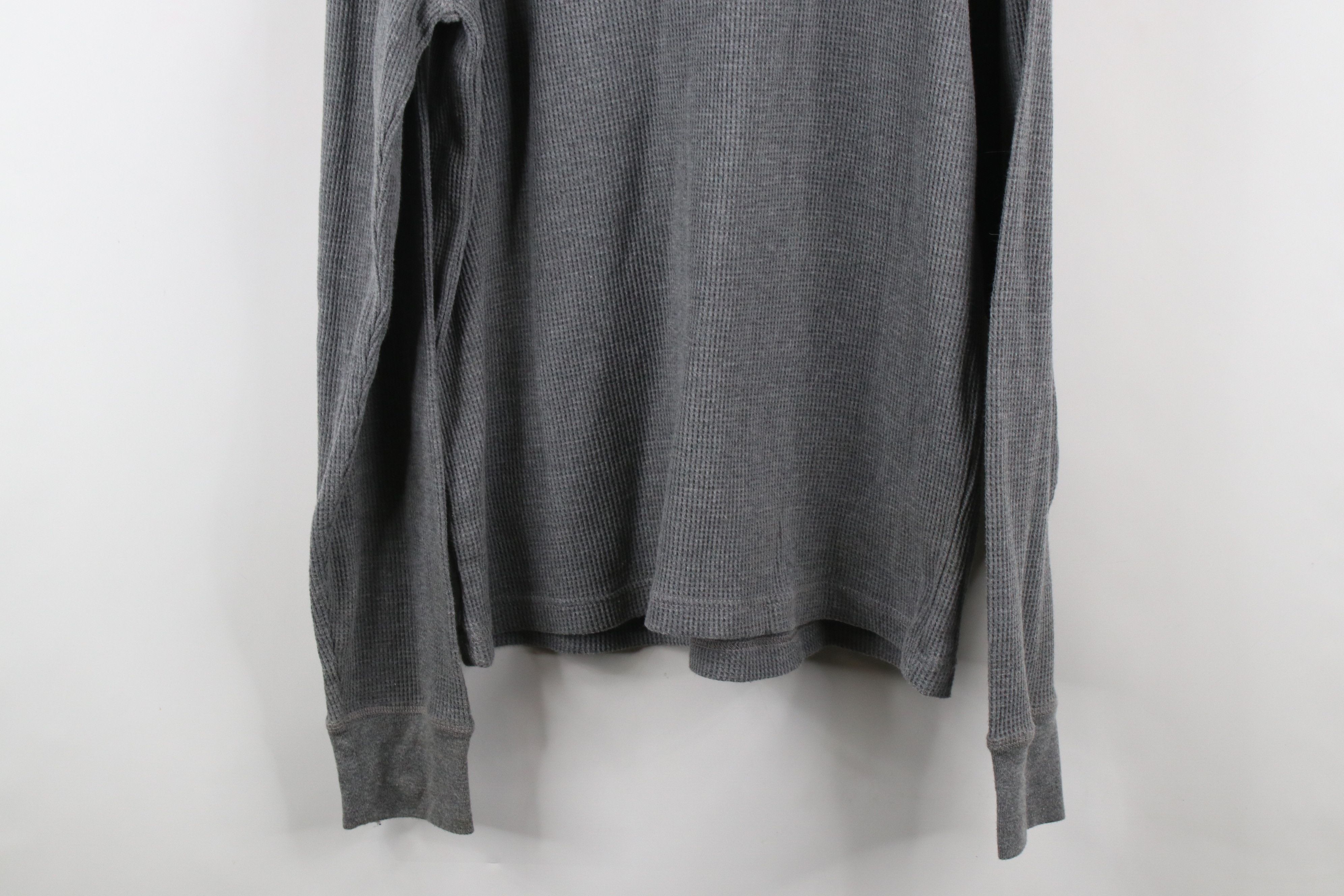 Vintage Vintage 90s Tommy Hilfiger Waffle Knit Long Sleeve T-Shirt Size US XL / EU 56 / 4 - 10 Thumbnail