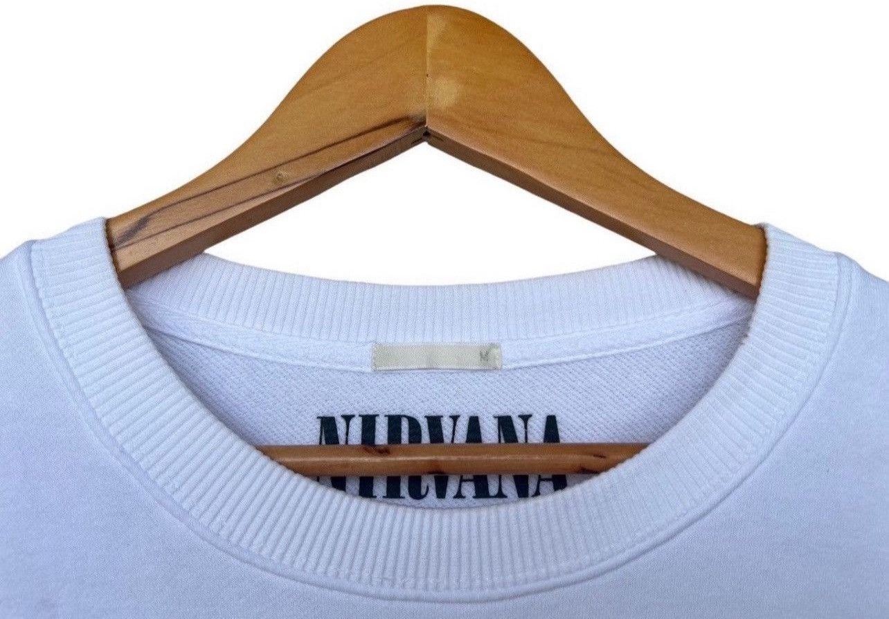 Band Tees × Nirvana × Uniqlo Nirvana Vestibule Big Logo White Sweatshirt Medium Size US M / EU 48-50 / 2 - 6 Thumbnail