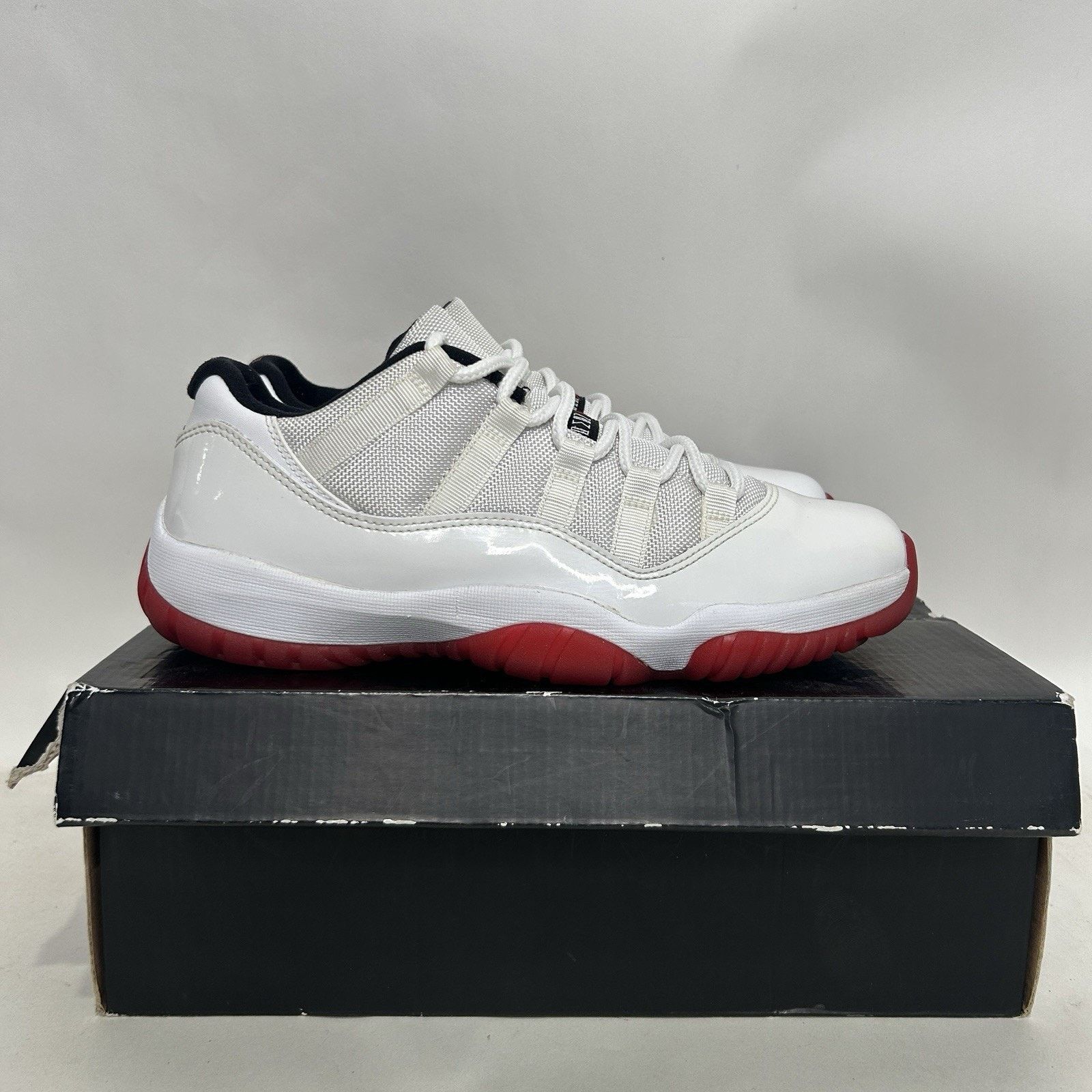 Jordan Brand Nike Air Jordan Retro XI Low “Cherry/White Red" Size US 8 / EU 41 - 4 Thumbnail