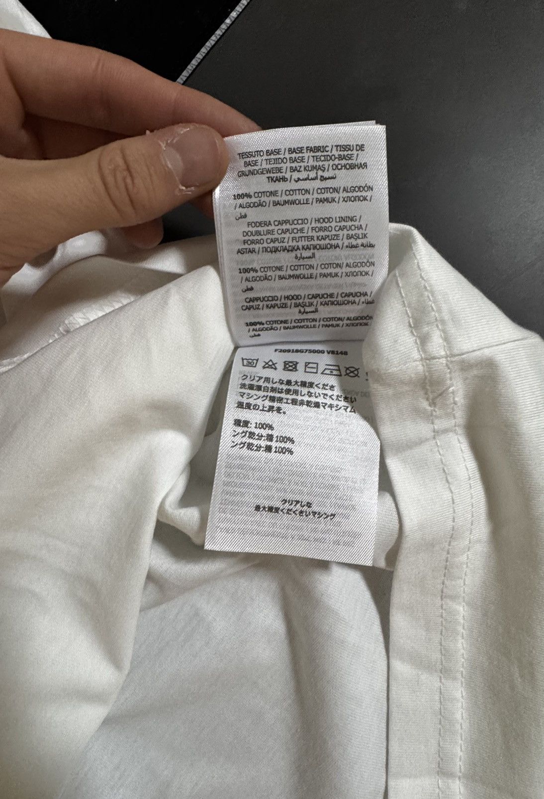 Moncler moncler t-shirt Size US L / EU 52-54 / 3 - 11 Thumbnail