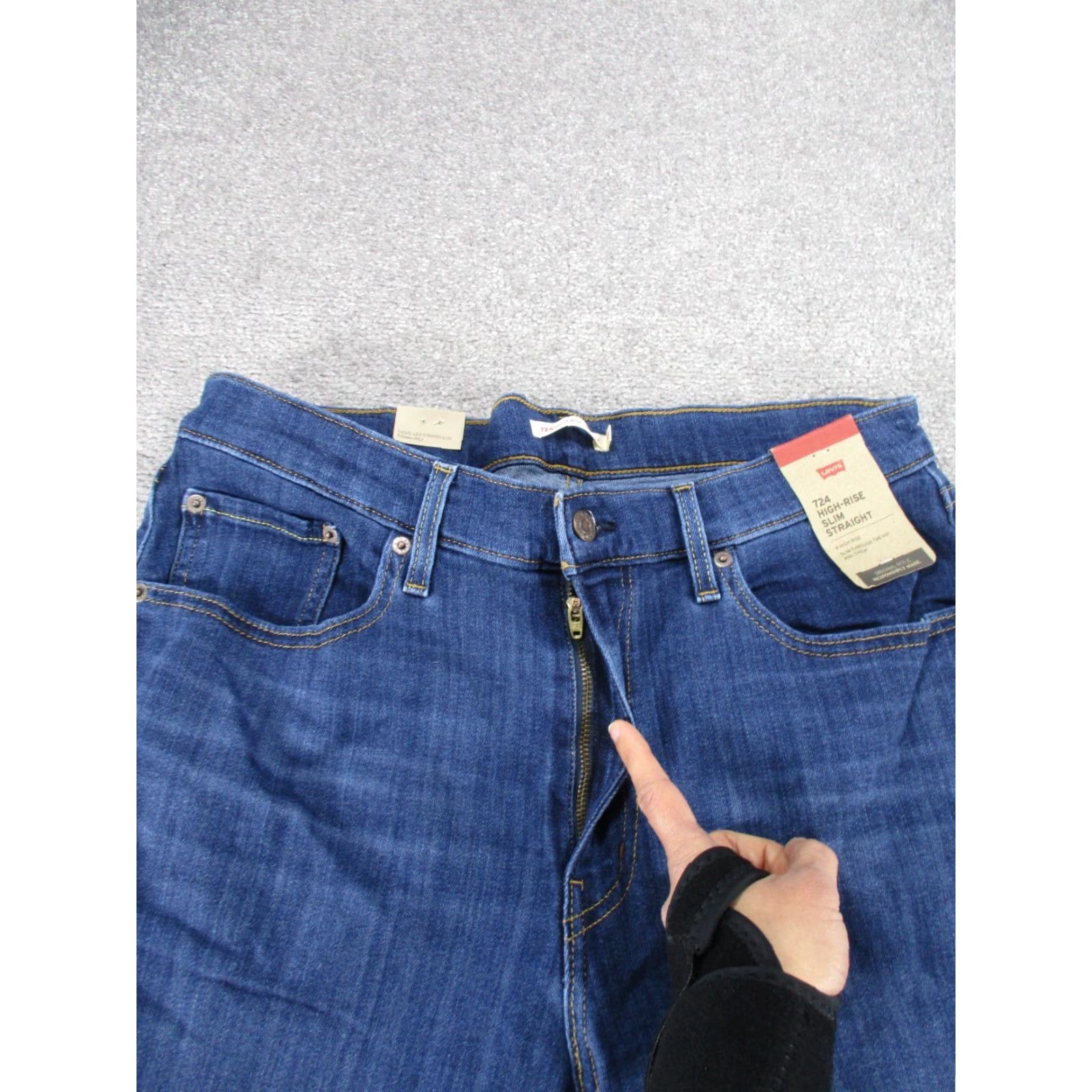 Levi's VINTAGE Levis 724 Jeans Womens 33 High Rise Slim Straight Denim NEW Size 24" / US 00 / IT 34 - 3 Thumbnail