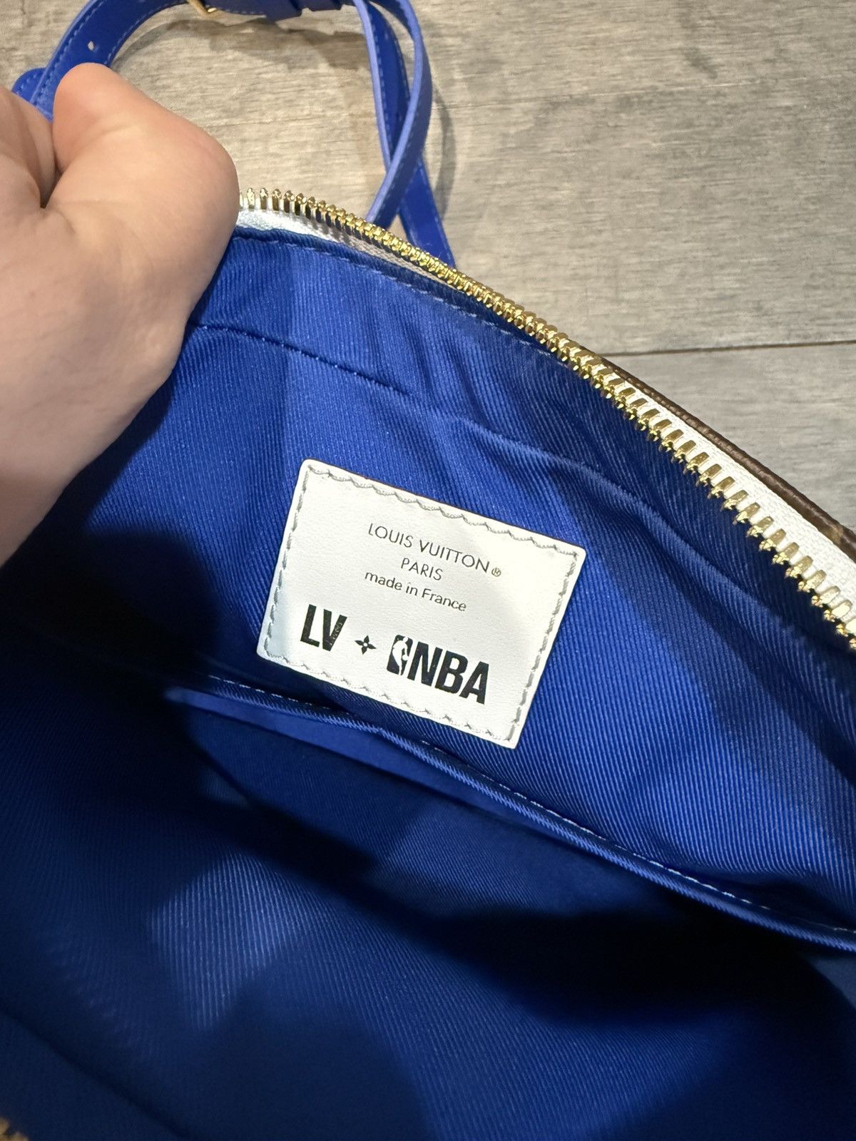 Louis Vuitton Louis Vuitton LV NBA brown side bag Size ONE SIZE - 8 Thumbnail