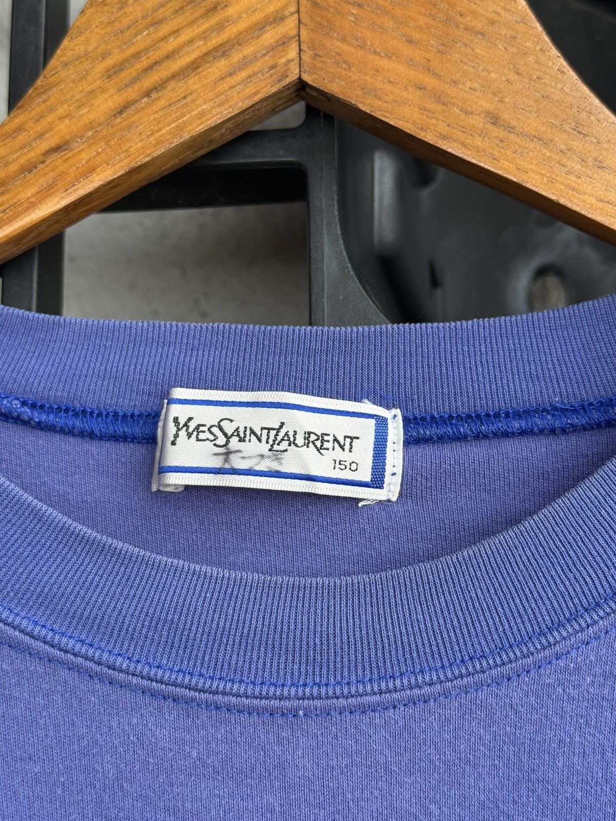 Yves Saint Laurent Yves Saint Laurent Vintage Center Embroidery Tee Size L / US 10 / IT 46 - 8 Thumbnail