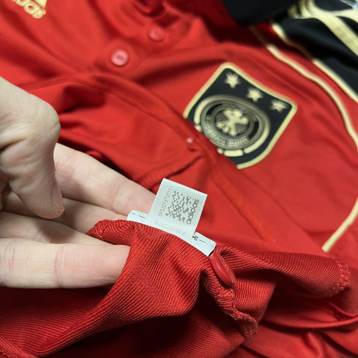 Adidas Germany 2009/2010 ADIDAS Away Football Deutschland Jersey Size US L / EU 52-54 / 3 - 10 Thumbnail