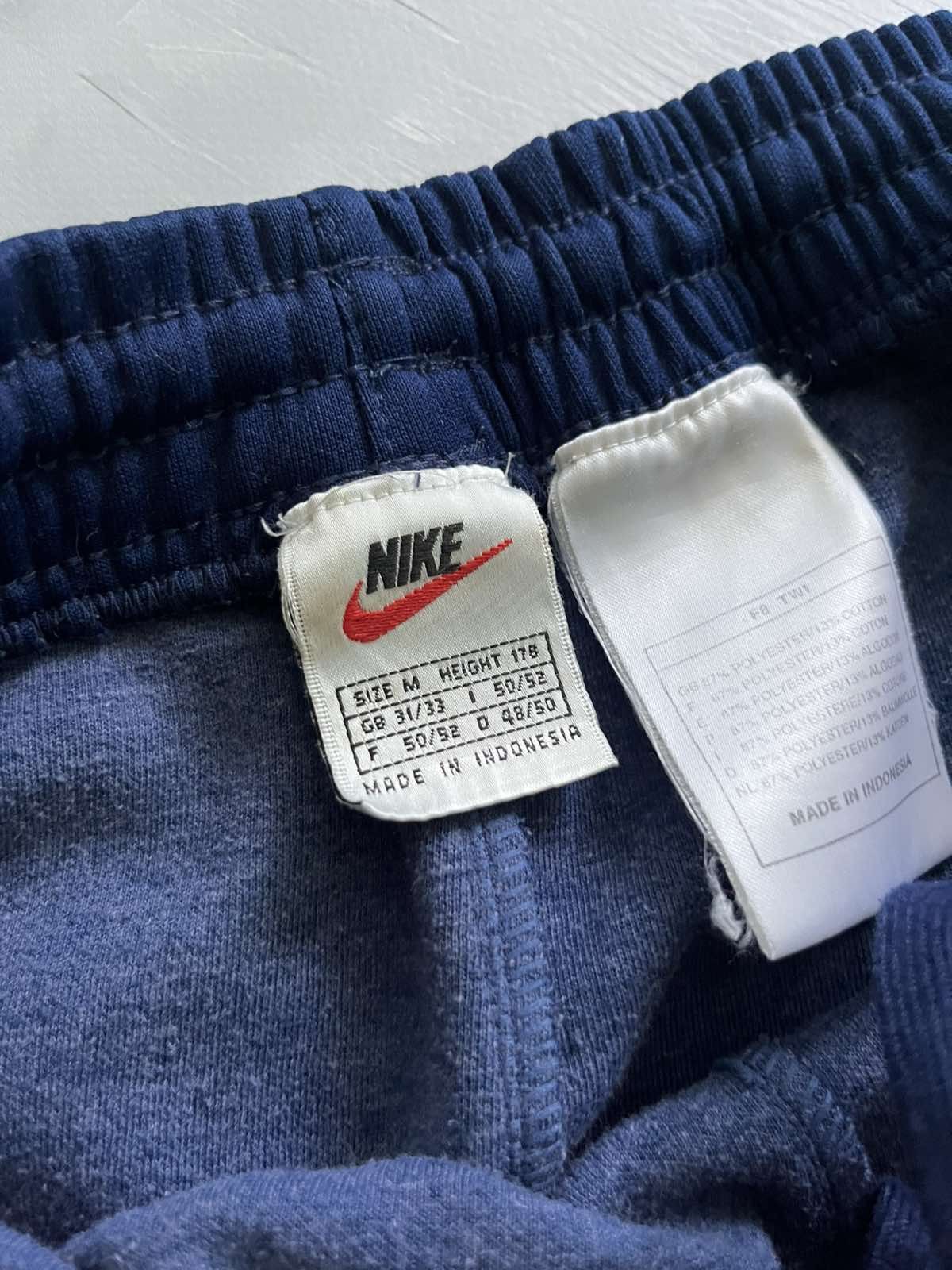 Nike Y2K Nike Streetwear Vintage Shorts Blue Size US 33 - 7 Thumbnail