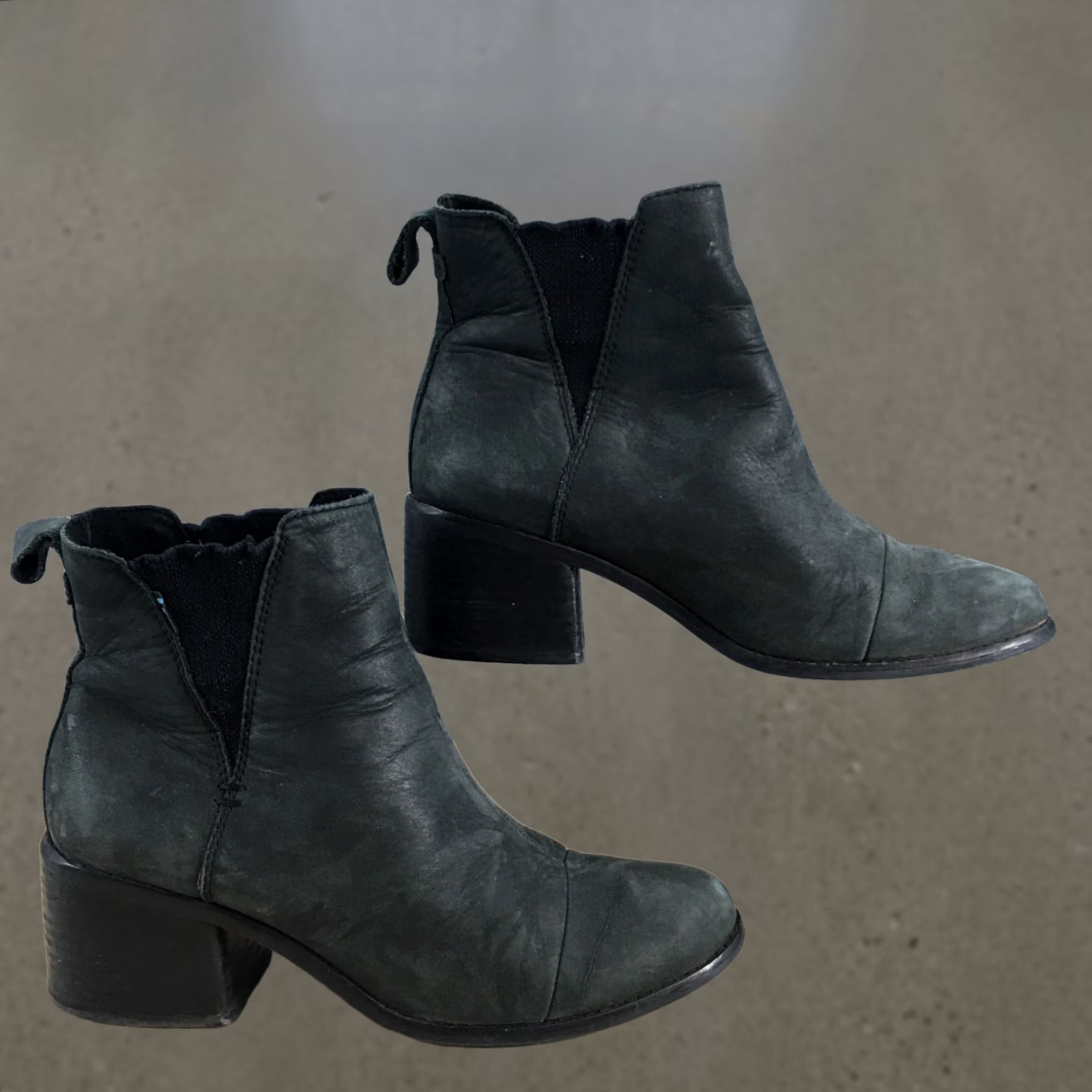 Toms TOMS Esme Boots Womens 8.5 Black Leather Chelsea Ankle Bootie Comfort Cushioned Flat Heel Mid-Block Str Bootie - Casual Shoes Womens Size US 9 / IT 39 - 1 Thumbnail