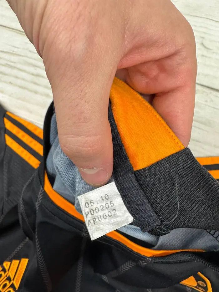 Adidas Adidas Chelsea 2010 2011 Away Football Shirt Soccer Jersey Size US L / EU 52-54 / 3 - 4 Thumbnail