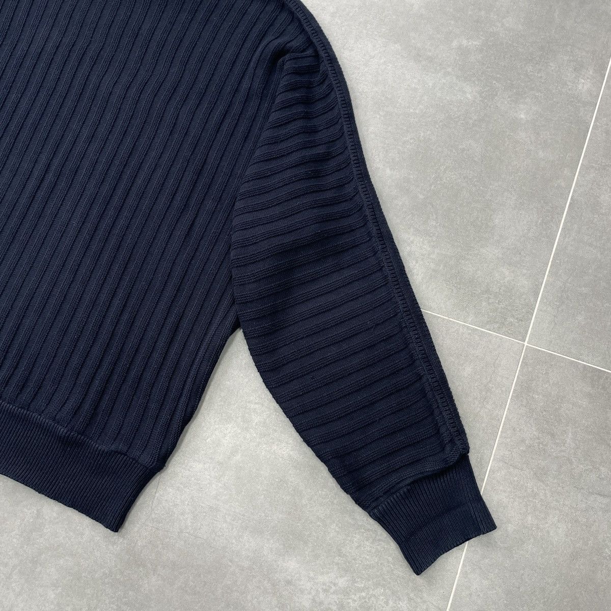 Carlo Colucci × Vintage Vintage Carlo Colucci Sweater Size 48 Size US L / EU 52-54 / 3 - 21 Thumbnail