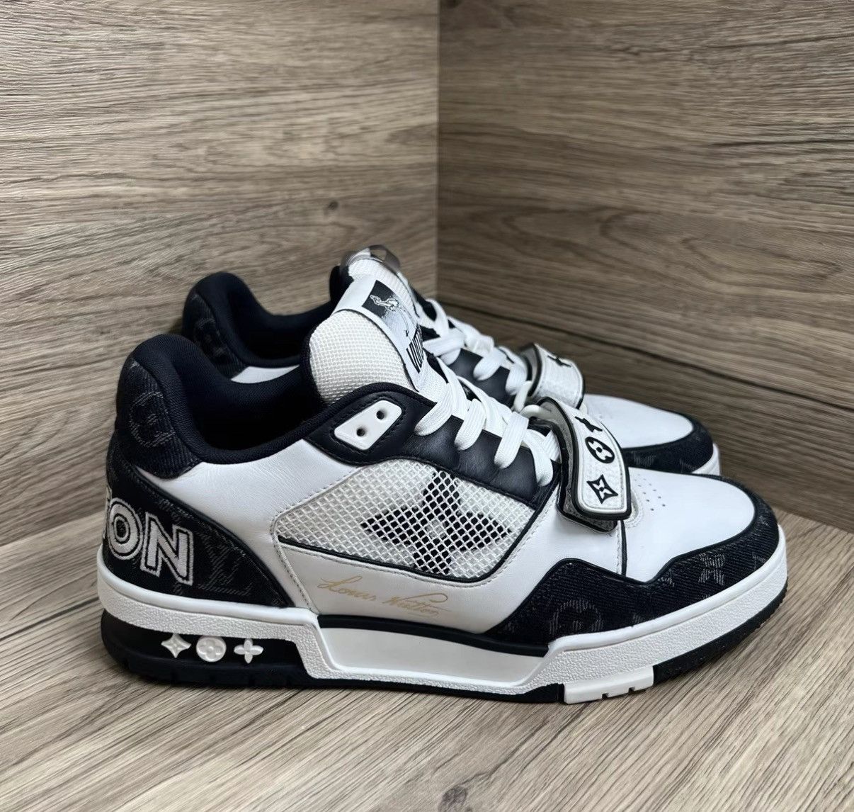 Louis Vuitton Louis Vuitton Trainer Denim Velcro Sneakers J41 Size US 7 / EU 40 - 5 Thumbnail