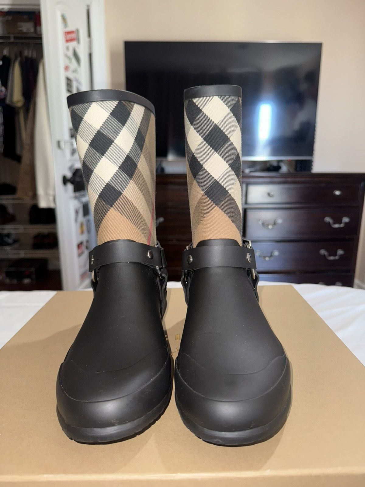Burberry Burberry Nova Check Pattern Rubber Rain Boots Size US 7.5 / IT 37.5 - 7 Thumbnail