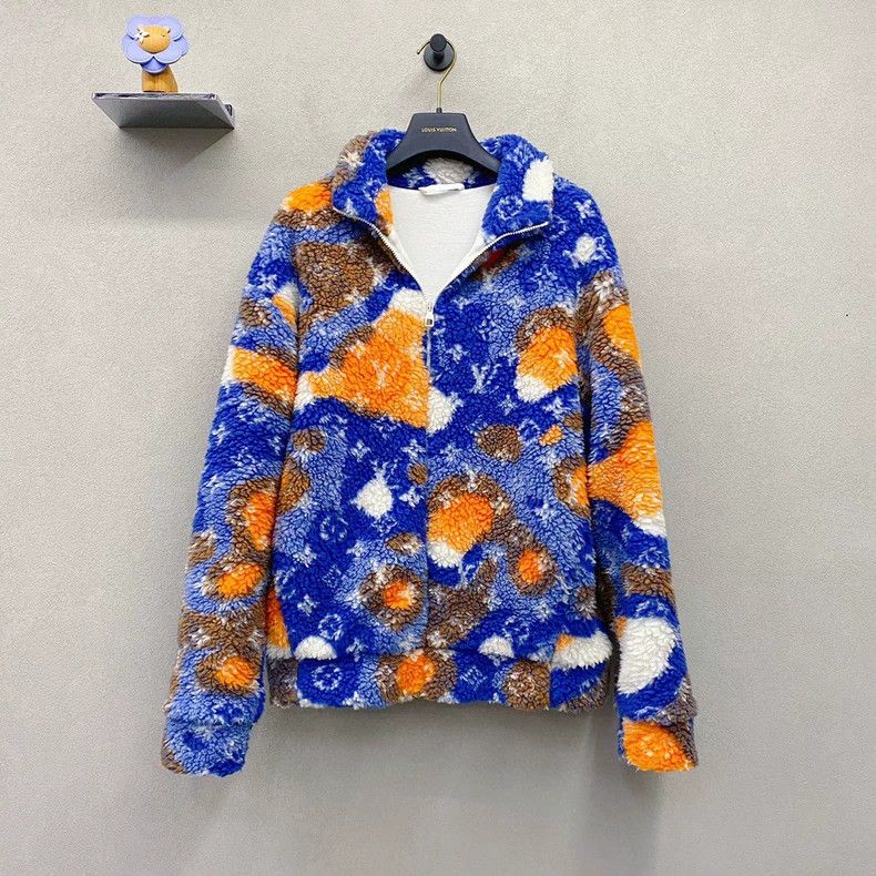 Louis Vuitton Louis Vuitton Lamb with full color logo jacket 2503-Nextarr Size US L / EU 52-54 / 3 - 1 Thumbnail