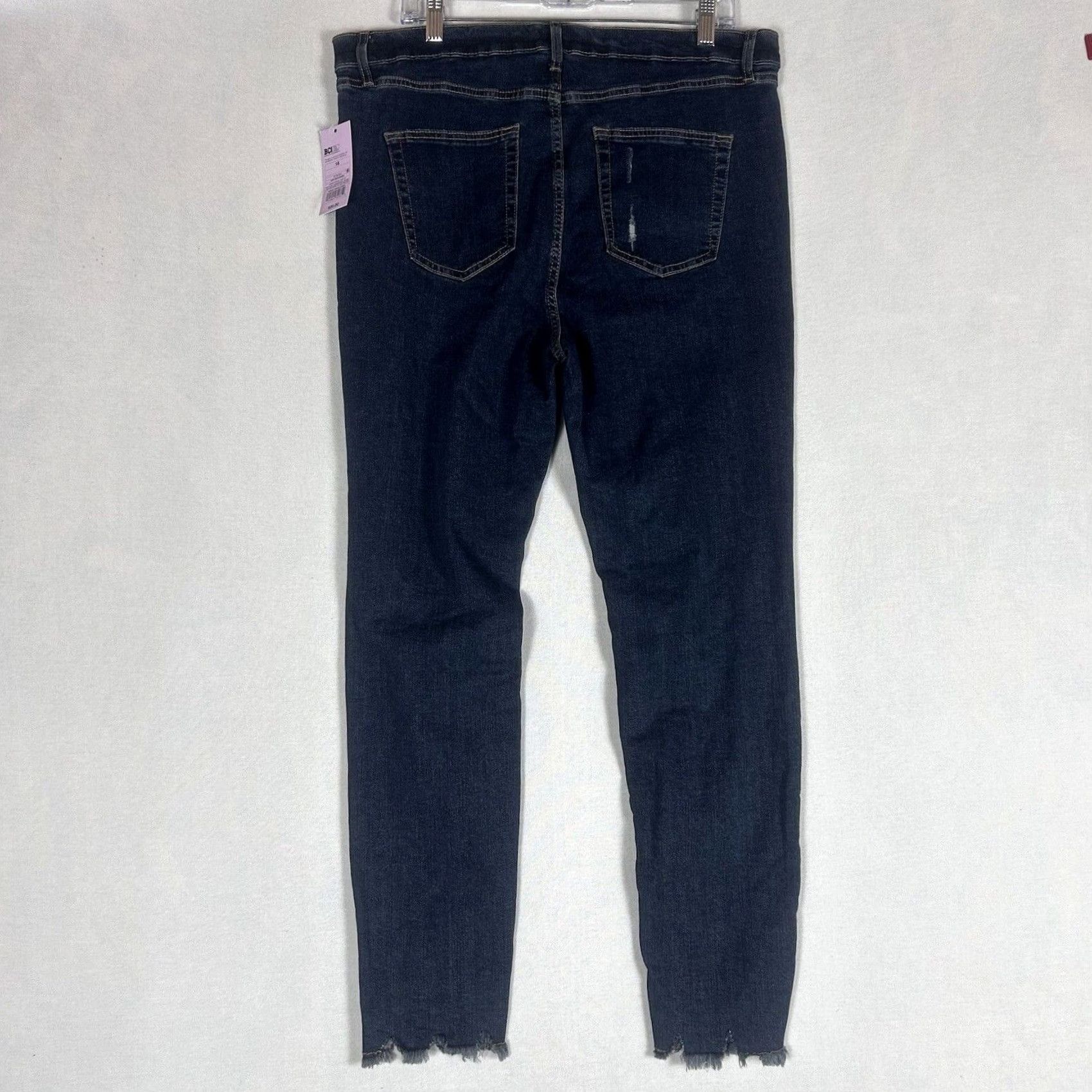Vintage Wild Fable Highest Rise Skinny Jeans Womens 18 Distressed Blue NWT (Bohemian, Hipster) Jeans Women 5-Pocket/High Rise, Denim, Cotton Blend, Stretch Size 40" / US 18 - 7 Thumbnail