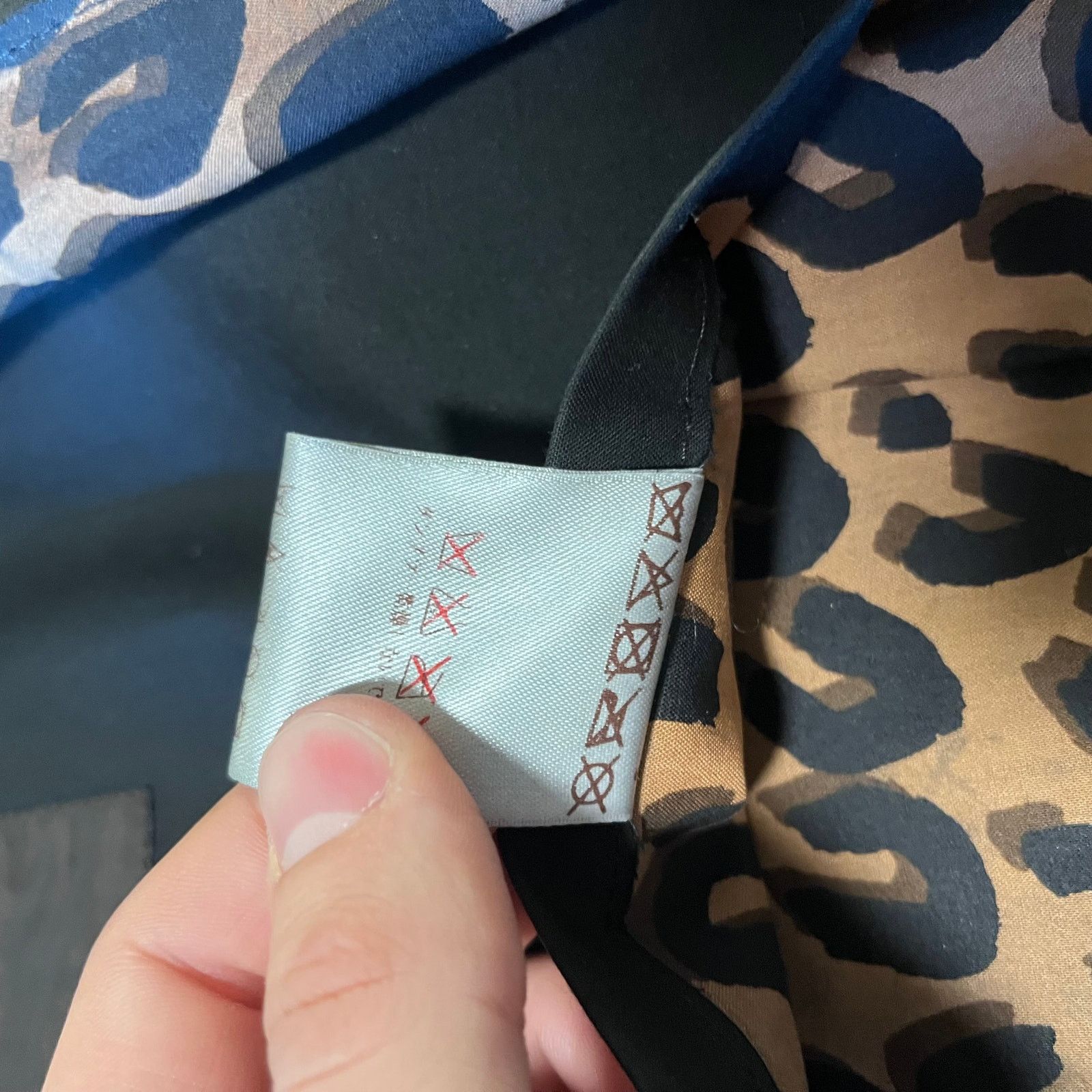 Louis Vuitton Louis Vuitton Leopard Lined Double-Breasted Mackintosh Coat Size S / US 4 / IT 40 - 10 Thumbnail