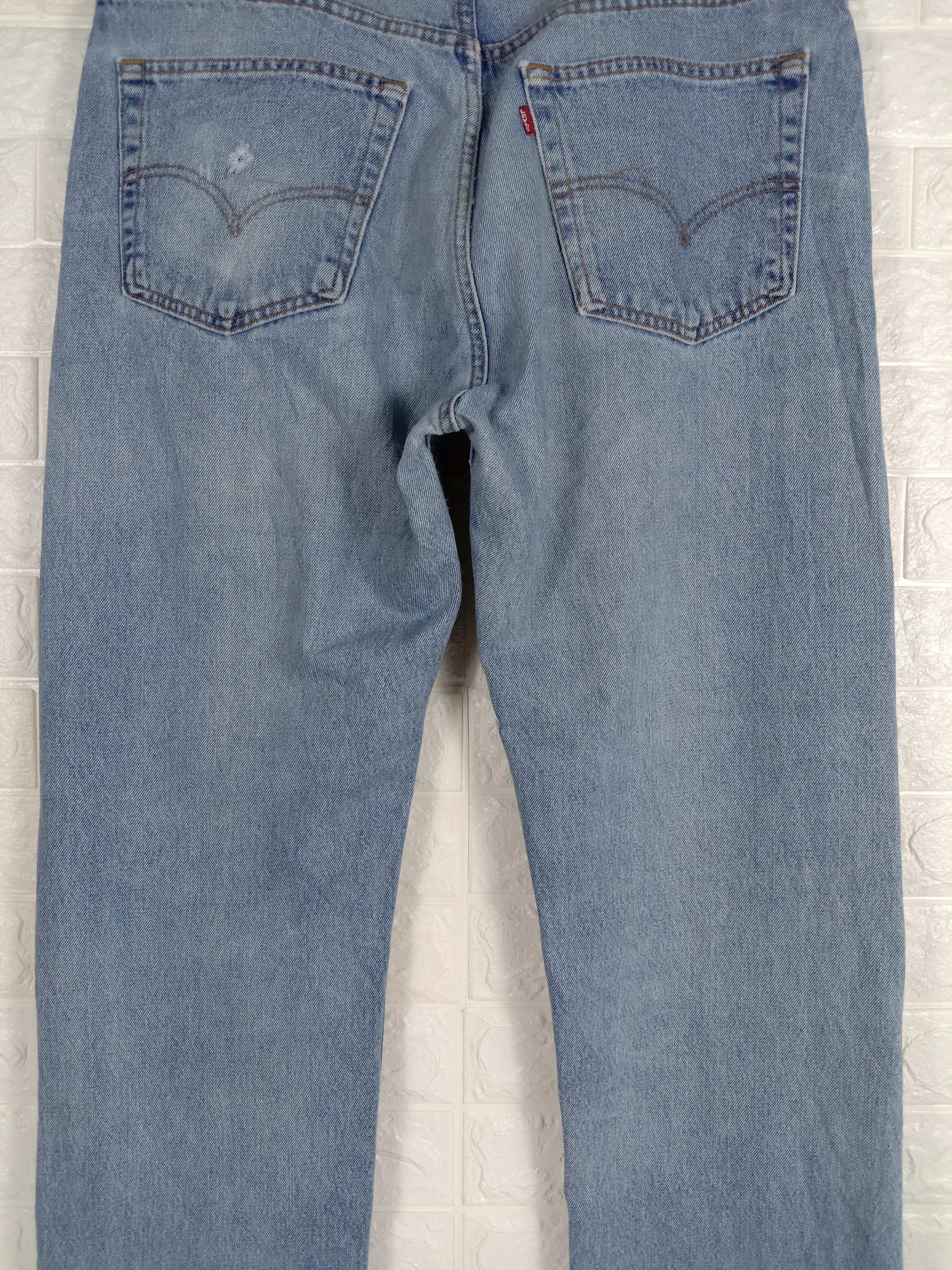 Levi's Vintage Levi's 505 Jeans Light Wash Straight Fit Denim Size US 40 / EU 56 - 6 Thumbnail