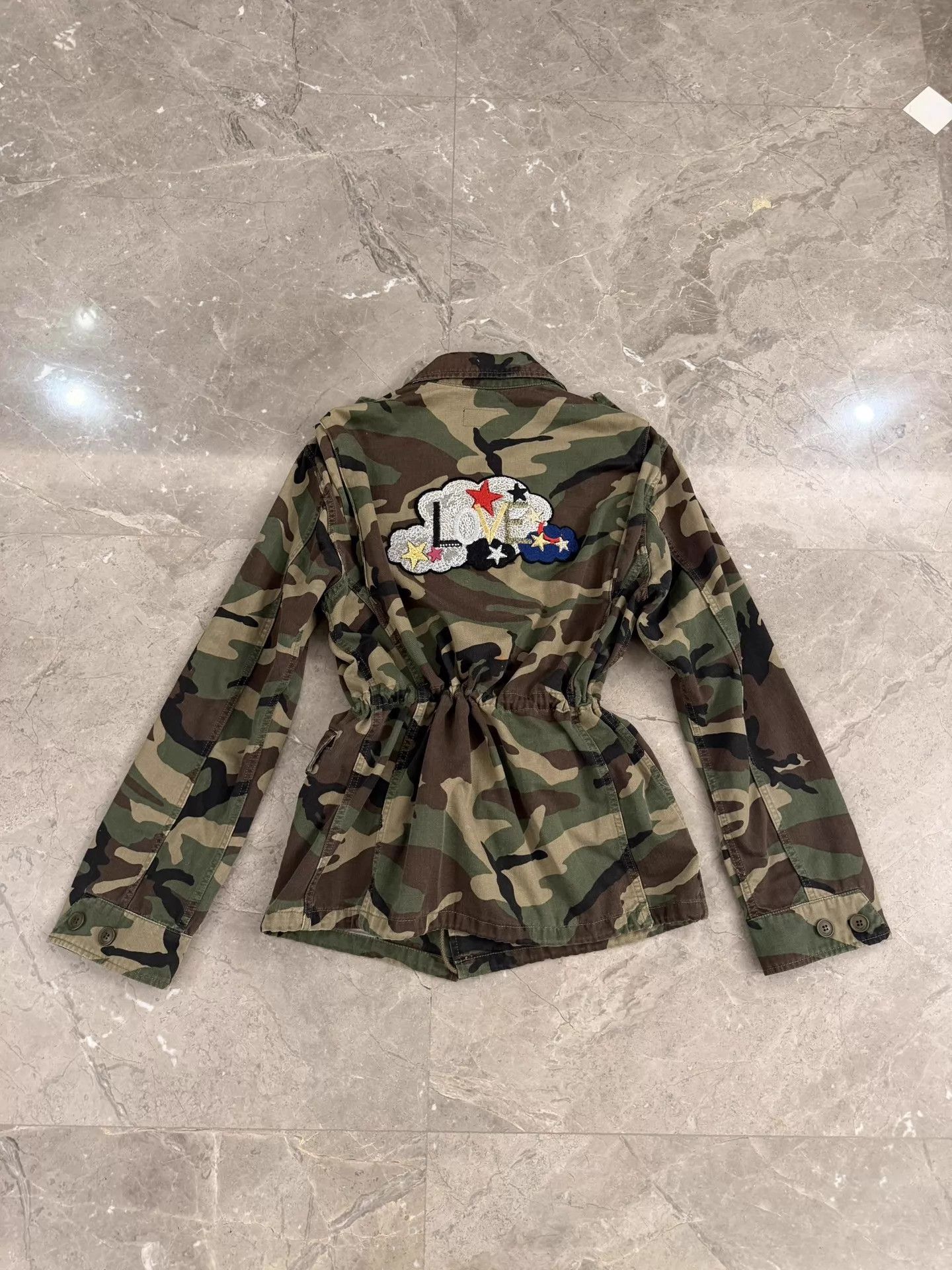 Saint Laurent Paris SLP Camo Embroidered Utility Parka Back LOVE Star S Size US S / EU 44-46 / 1 - 1 Thumbnail