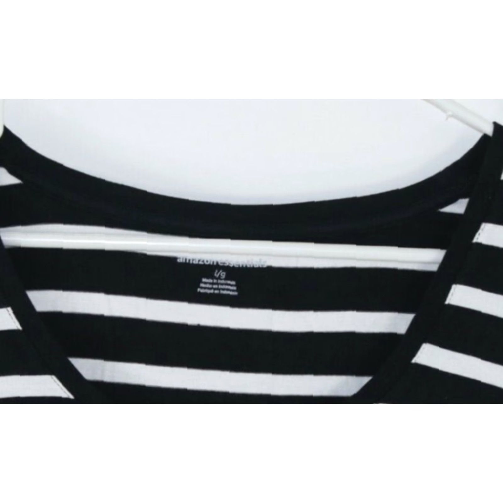 Essentials Essentials Womens Long Sleeves Round Neck Black Top L Large NWT Comfort Casual Shirt Size XL / US 12-14 / IT 48-50 - 4 Thumbnail