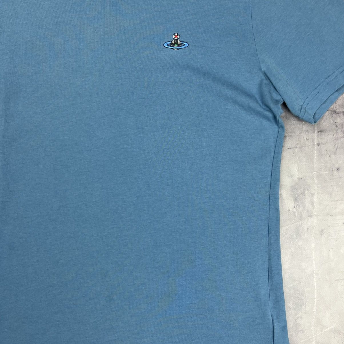 Vivienne Westwood Rare! Vivienne Westwood Luxury Tee Ord Logo Size US L / EU 52-54 / 3 - 9 Thumbnail