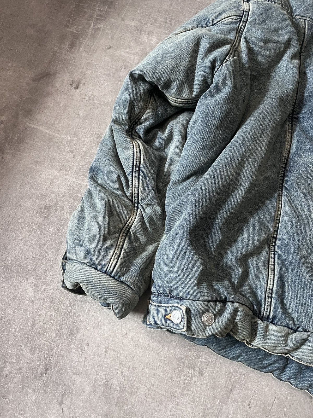 Balenciaga Balenciaga F/W 22 padded denim jacket bomber Kanye West Size US S / EU 44-46 / 1 - 9 Thumbnail