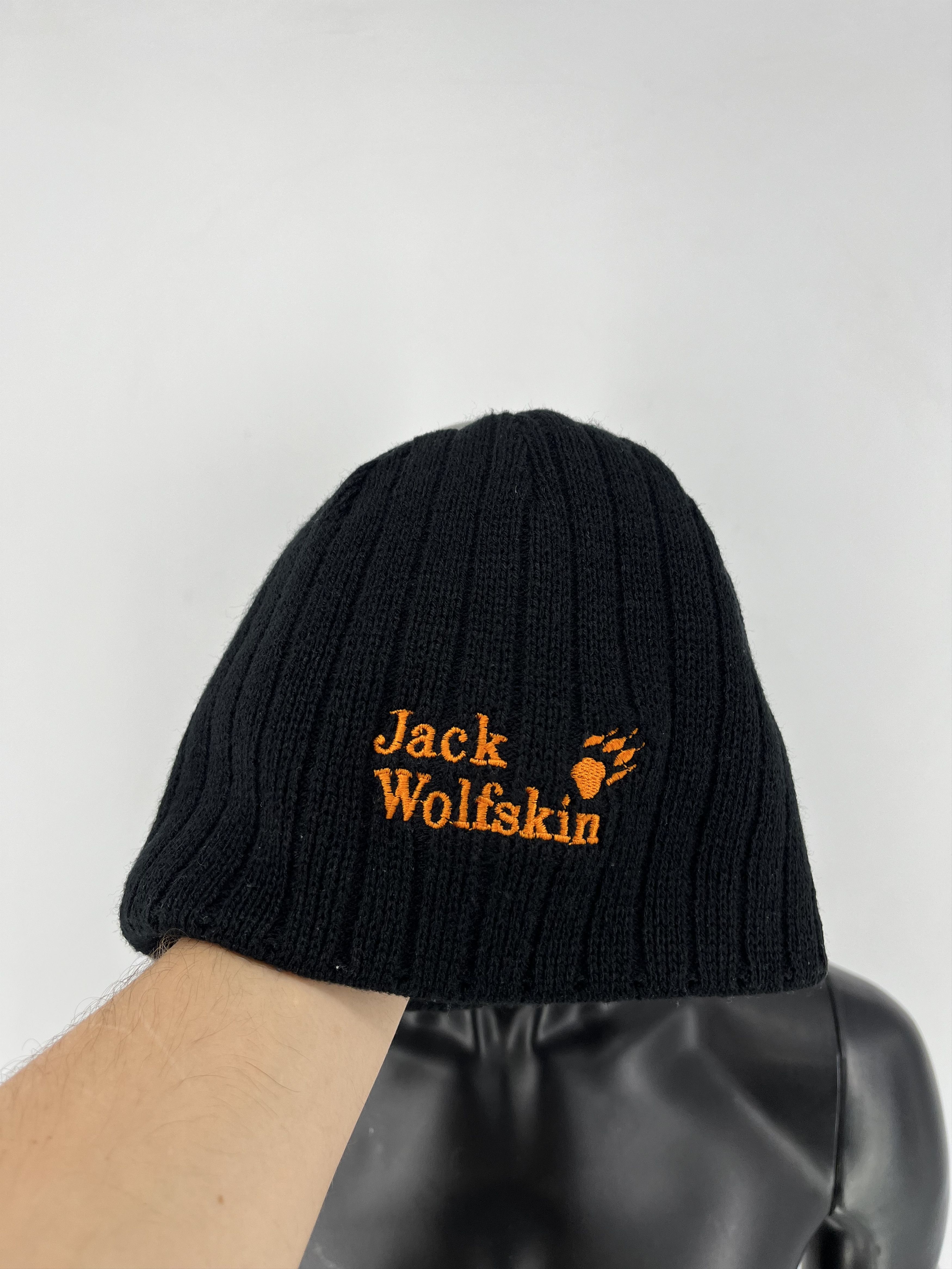 Jack Wolfskin Vintage Jack Wolfskin Big Logo Beanie Hat Streetwear Straigh Size ONE SIZE - 2 Thumbnail