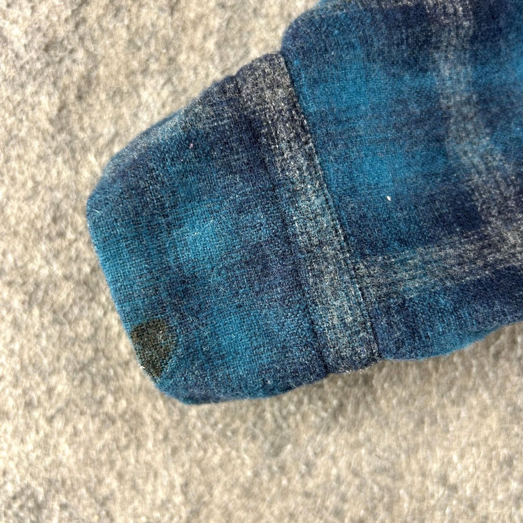 Pendleton VINTAGE Pendleton Shirt Mens XL Blue Black Loop Collar Wool Flannel Shadow Plaid Size US XL / EU 56 / 4 - 5 Thumbnail