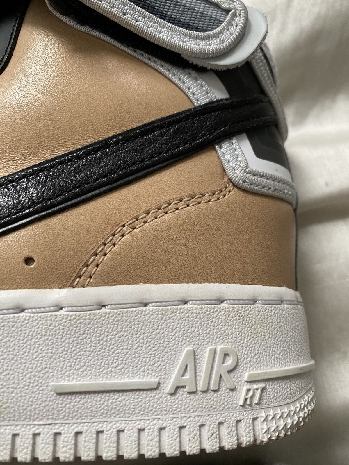 Nike × Riccardo Tisci Nike Air Force 1 Mid SP x Riccardo Tisci (vachetta tan) Size US 7 / EU 40 - 8 Thumbnail